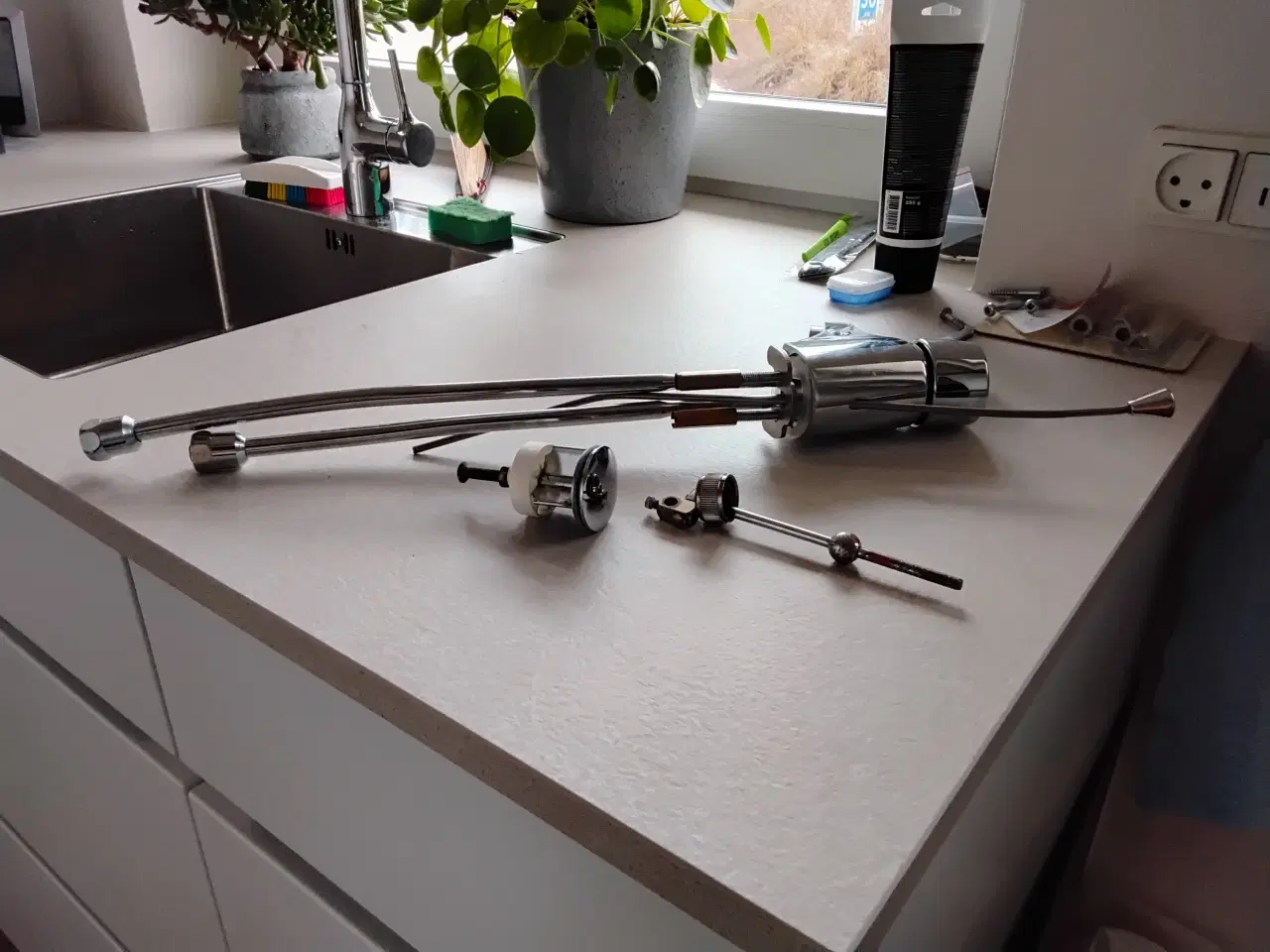 Billede 3 - Vandhane til vask på badeværelse