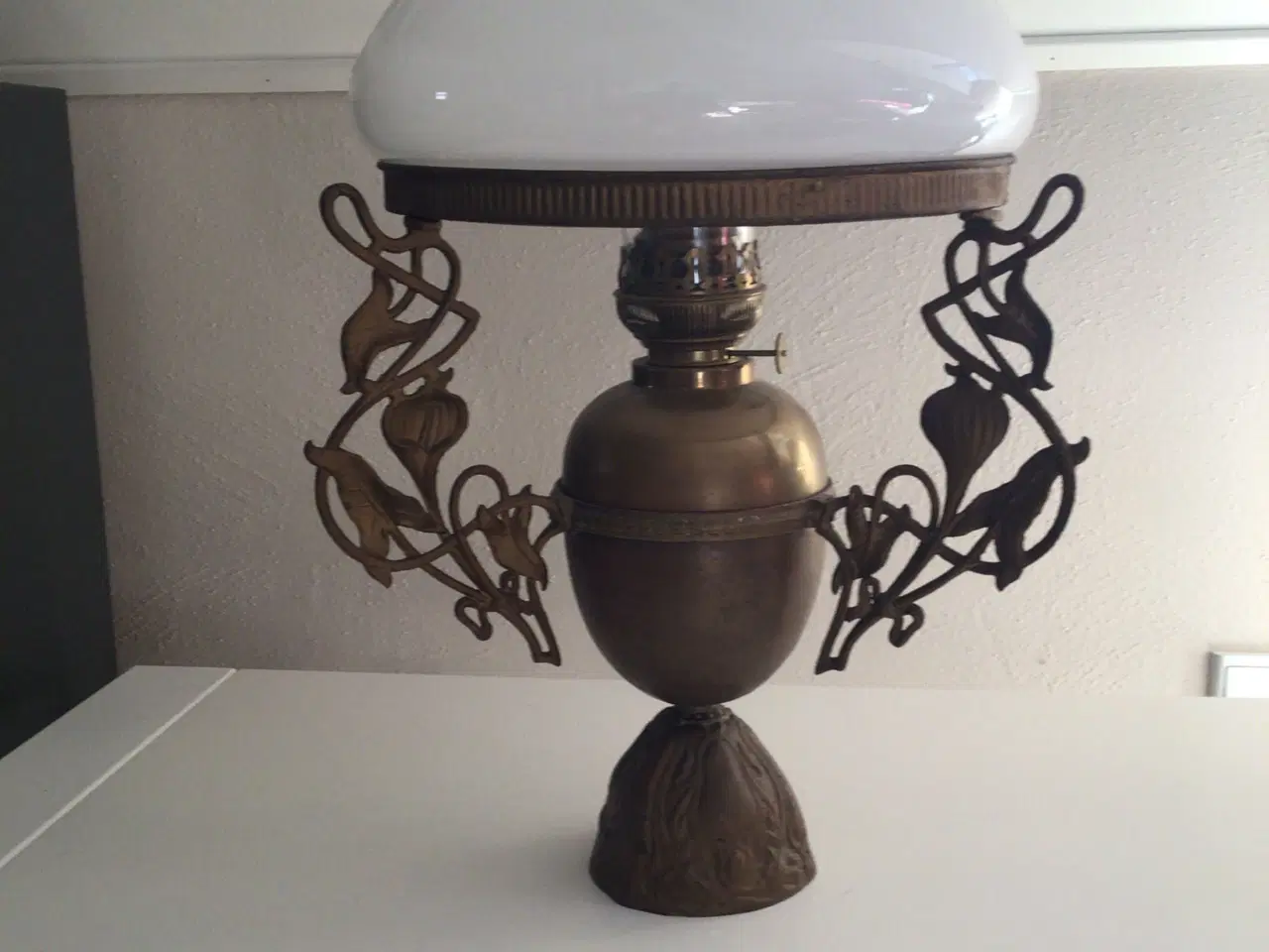 Billede 1 - Petroleumslampe, forgyldt bronze, 100 år 