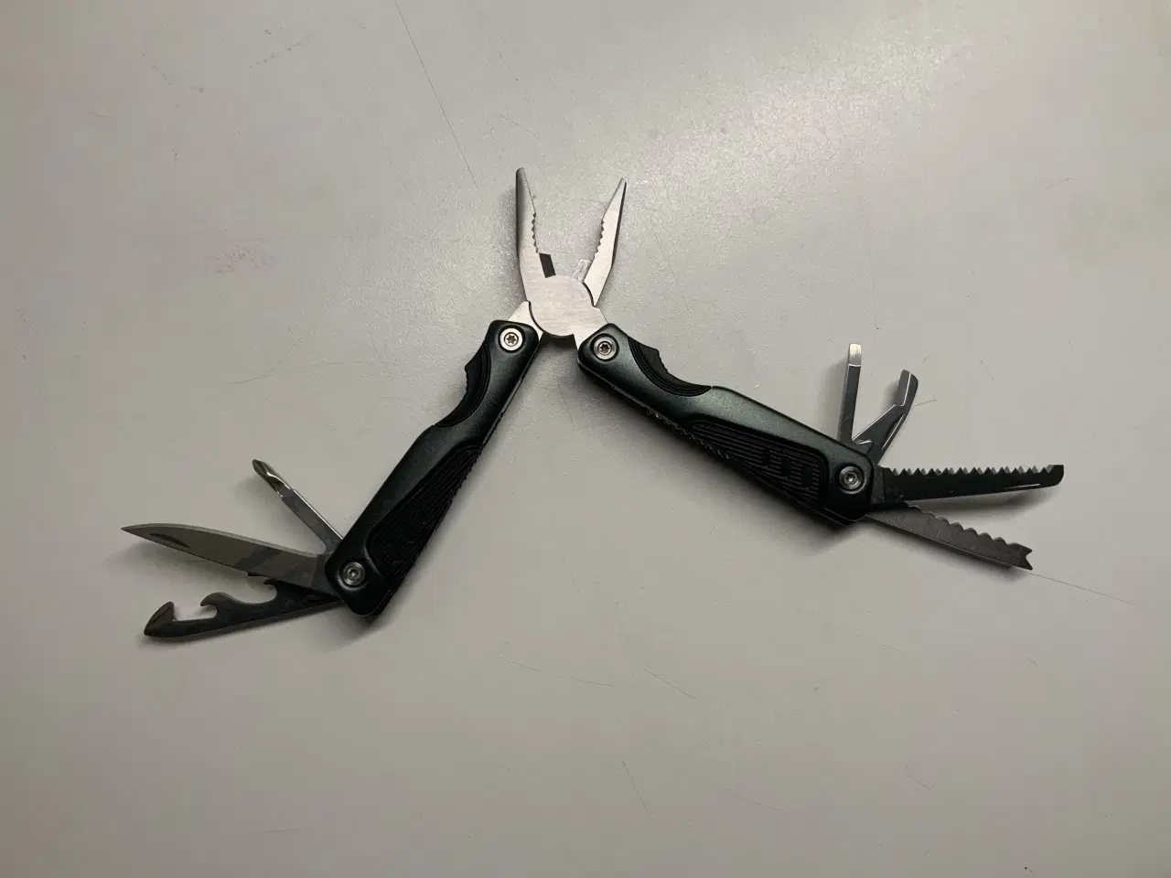 Billede 5 - Bælteetui Multitool tang med kniv og sav
