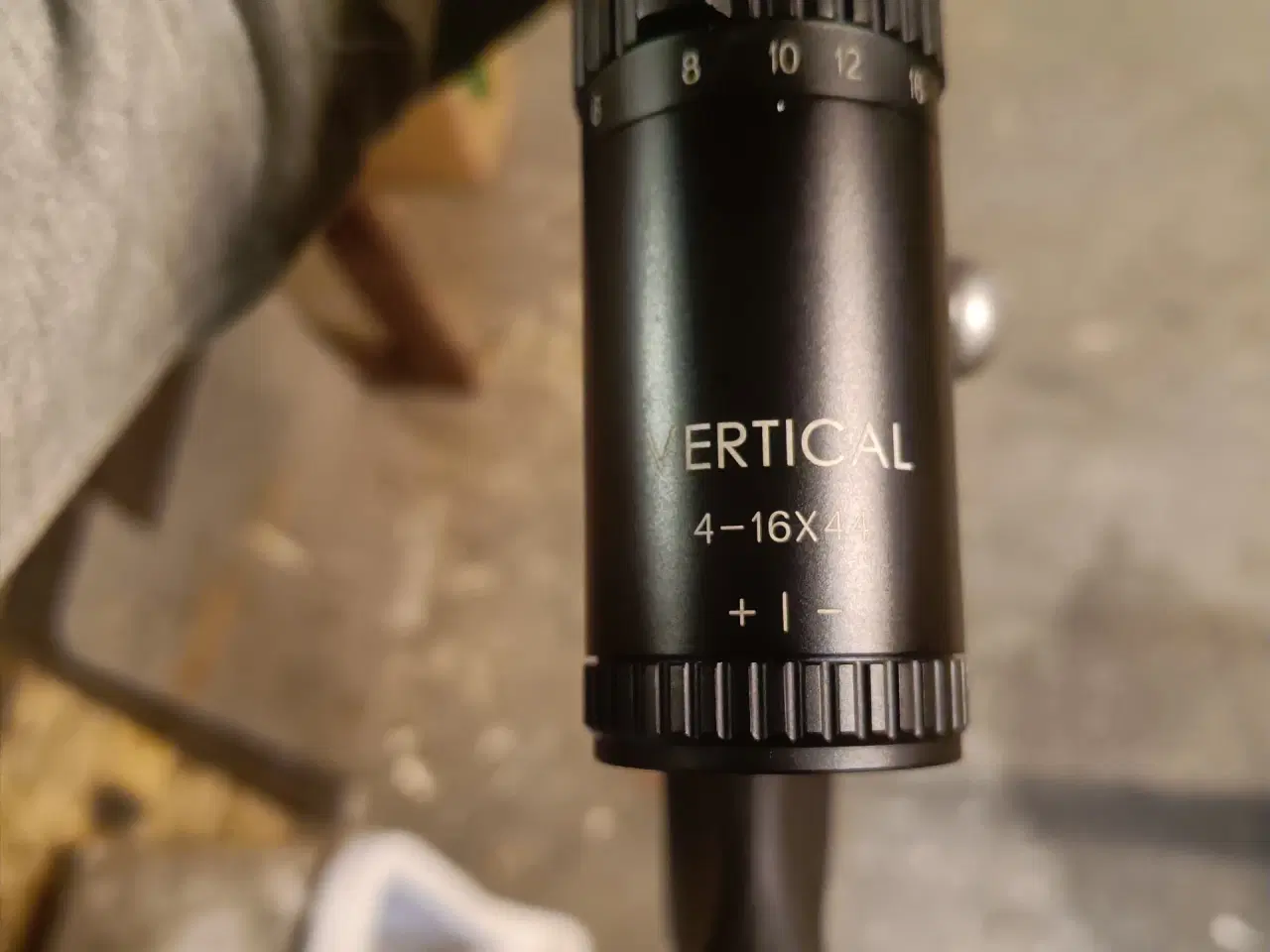 Billede 2 - Jagtriffel Savage axis incl Vertical 4-16x44