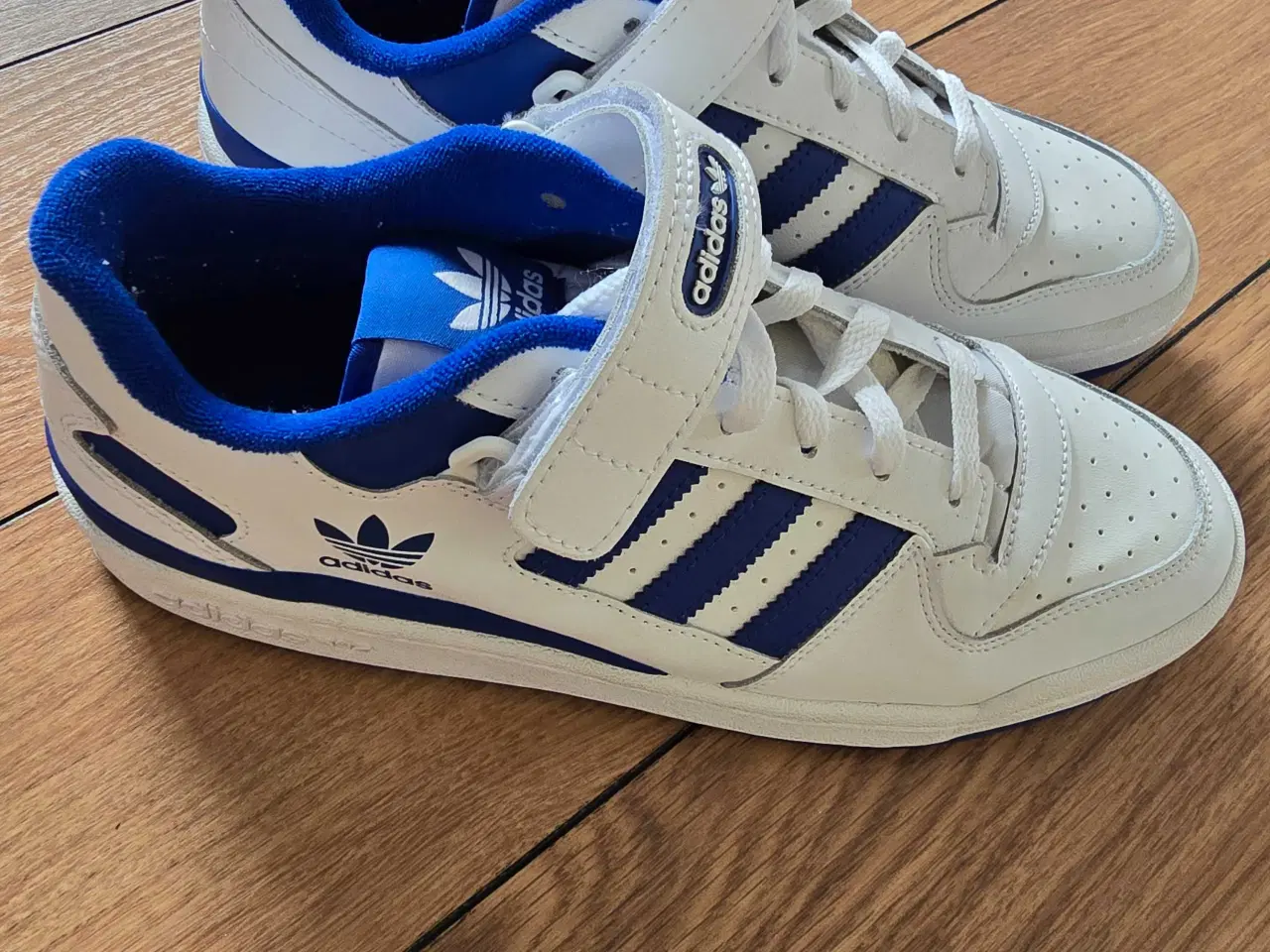 Billede 2 - Adidas sneakers str 44