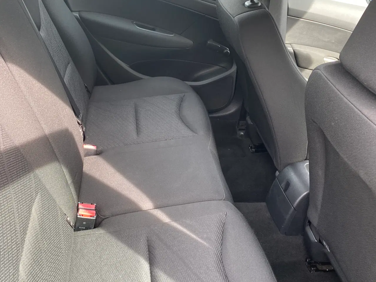 Billede 4 - Nysynet. Peugeot 308 Stc med træk 