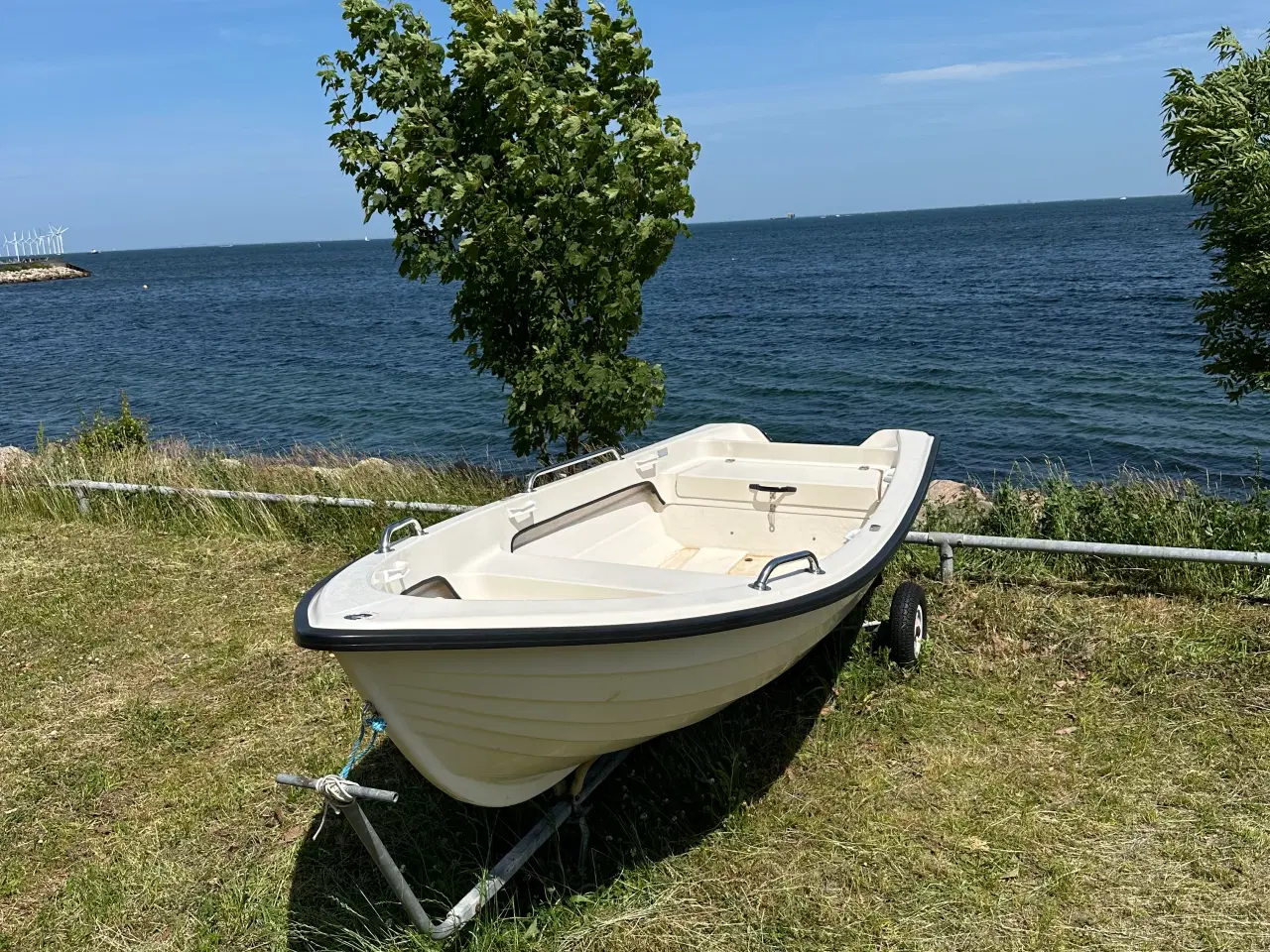 Billede 5 - Jolle med NY 6HP Mercury motor og meget udstyr