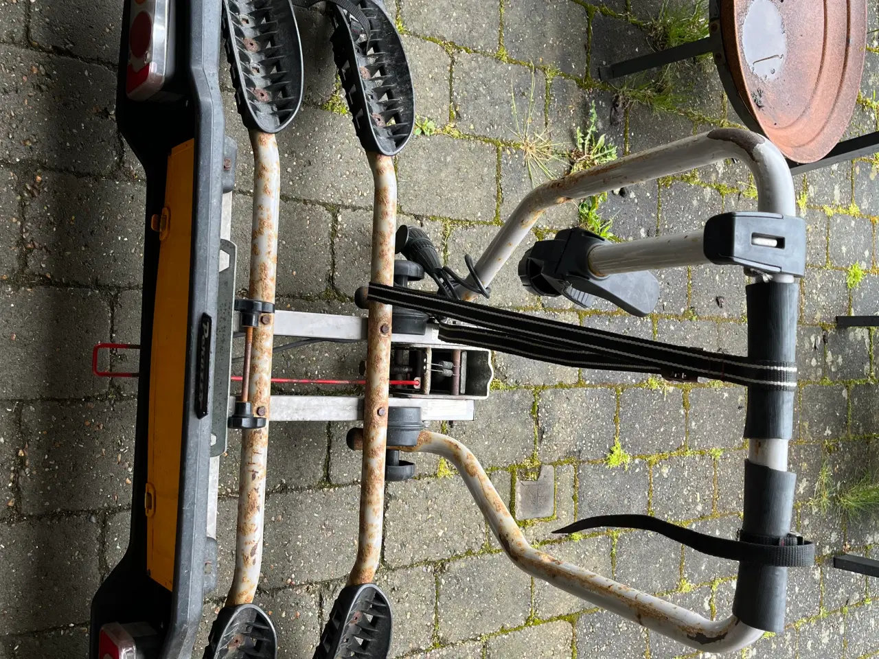 Billede 3 - Cykelholder til 2 cykler på anhængerkrog