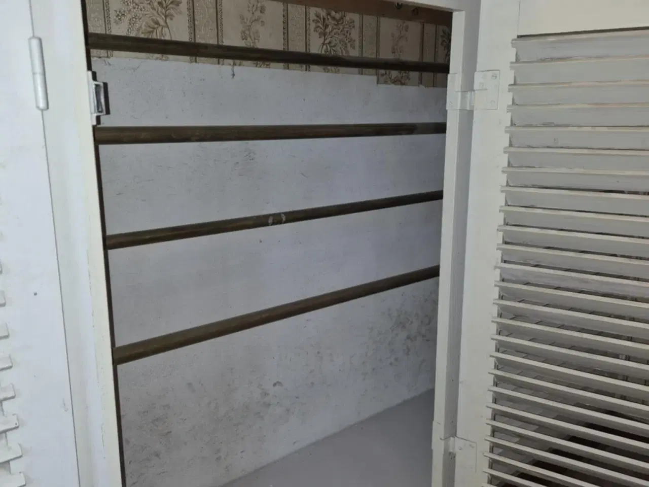 Billede 4 - Entré møbel/skænk