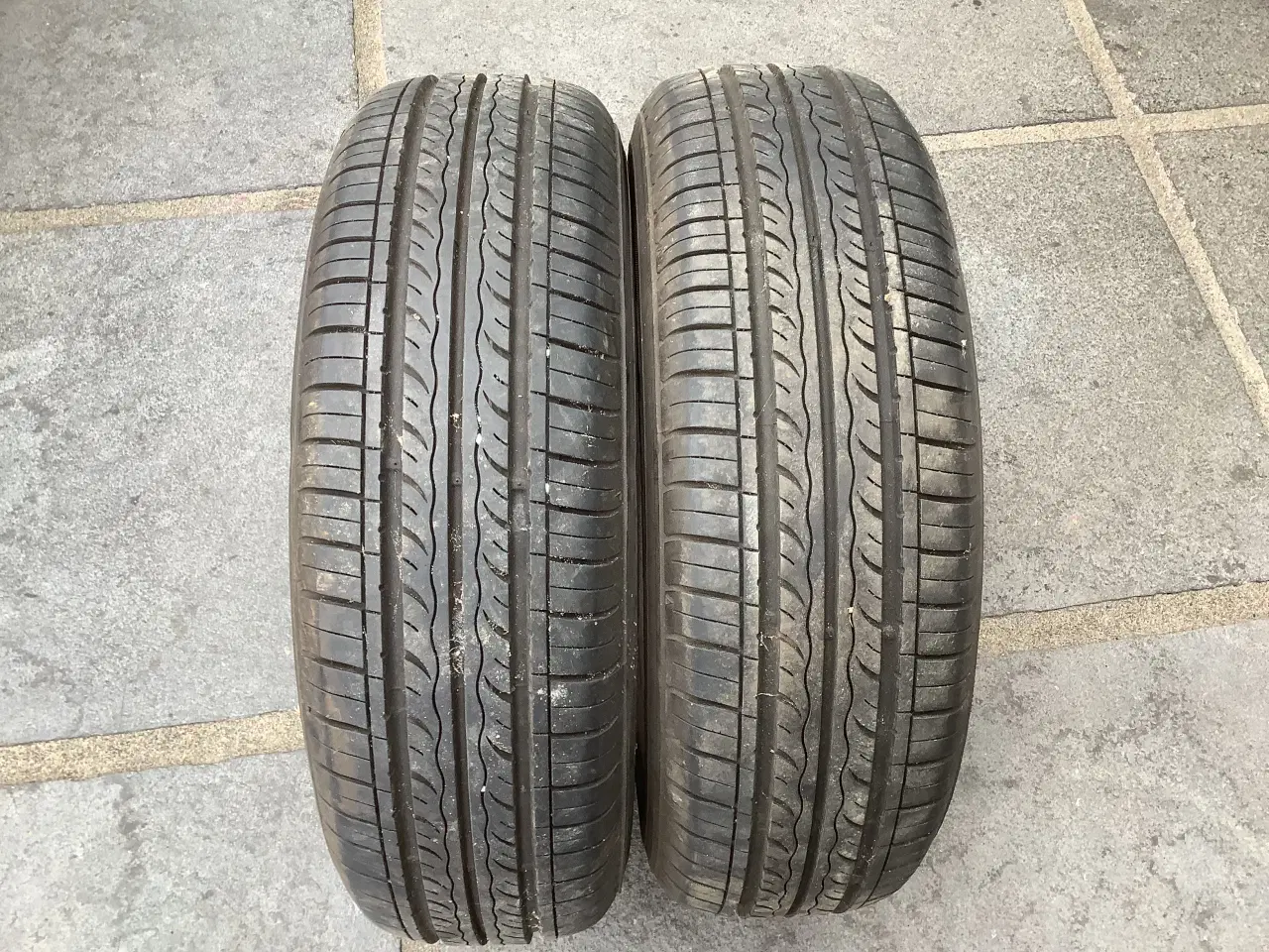Billede 2 - 2 stk dæk kumho 185/70 R 13