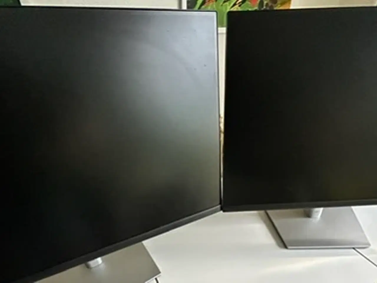 Billede 2 - 2 X Dell Pro P2414H Skærm 24 tommer sort