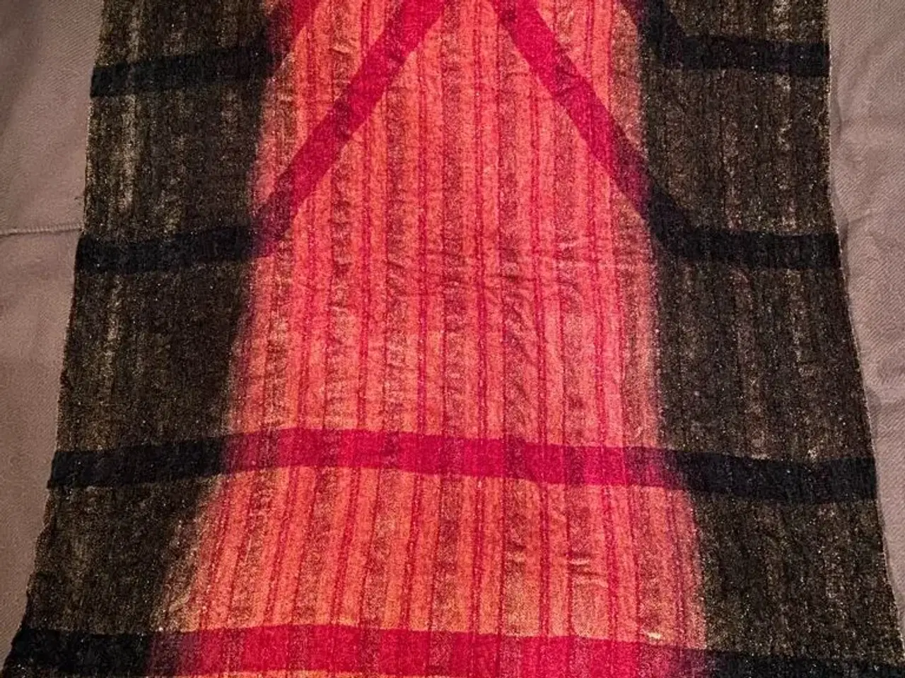 Billede 4 - Velour sjal til salg
