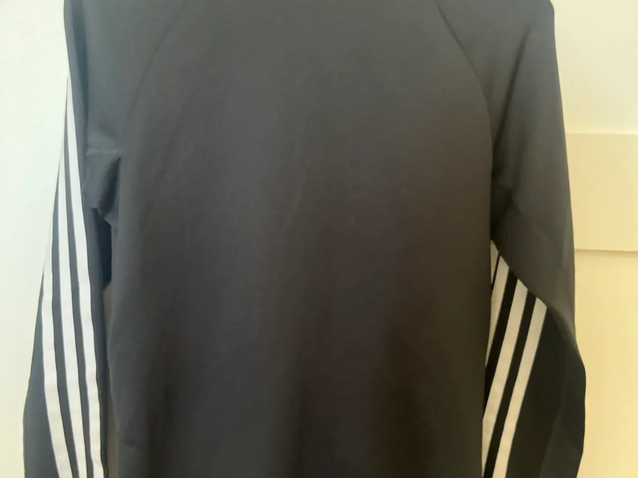 Billede 2 - Adidas jakke