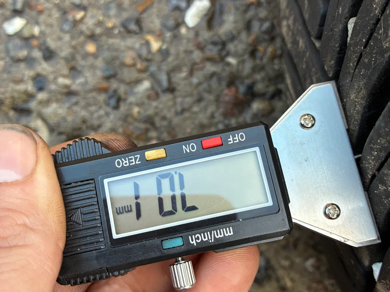 Billede 7 - 2 Kvalitets helårsdæk med masser af mønster