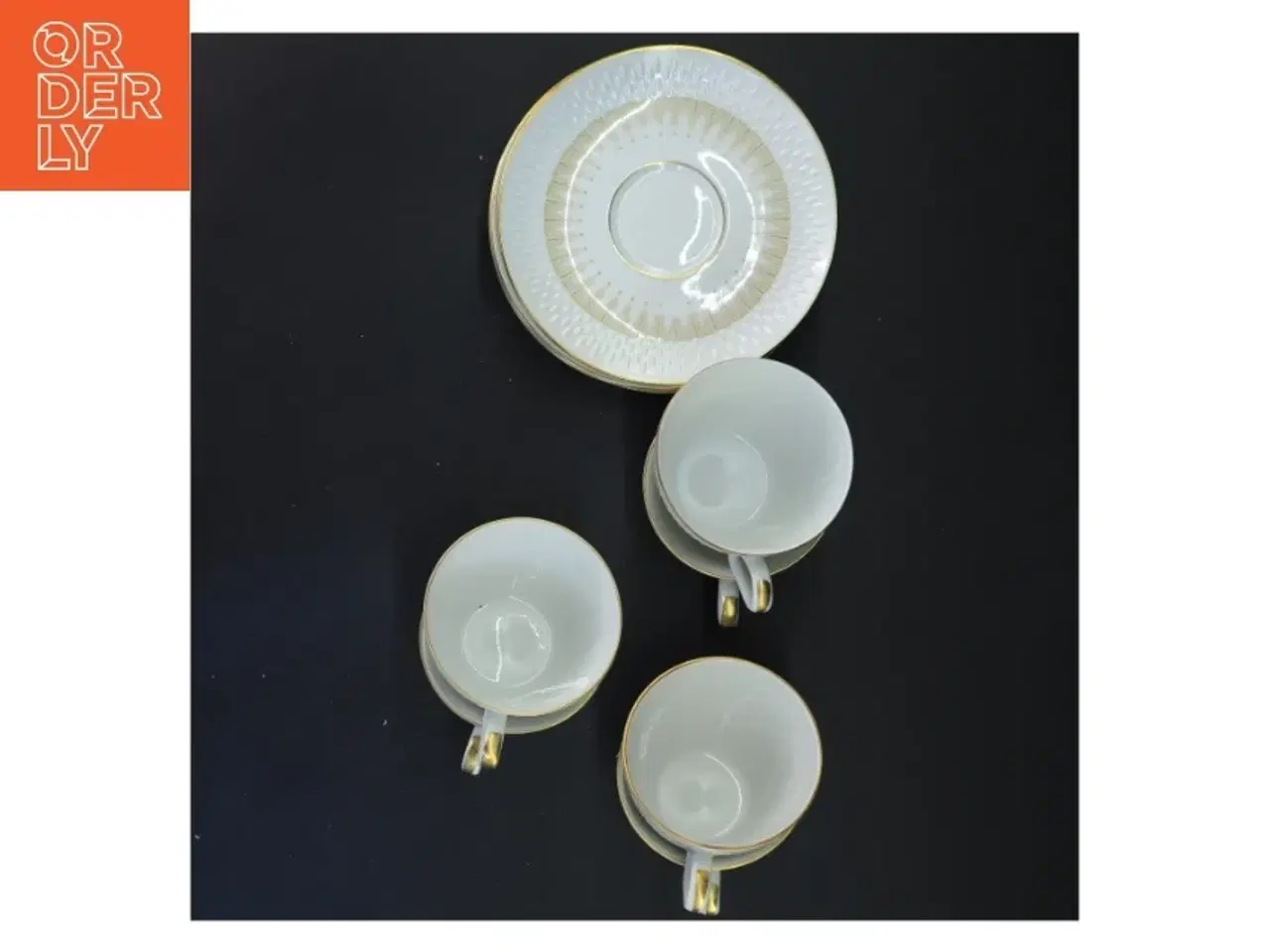 Billede 4 - Porcelænspartsæt med kopper og underkopper (str. Ø 13,5&ø7,5x6,5 cm)