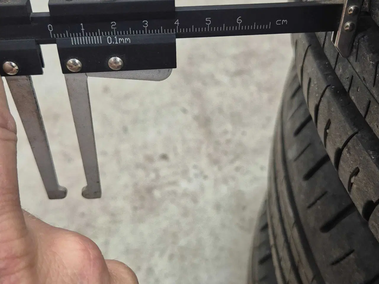 Billede 5 - Dæk 205/65R16