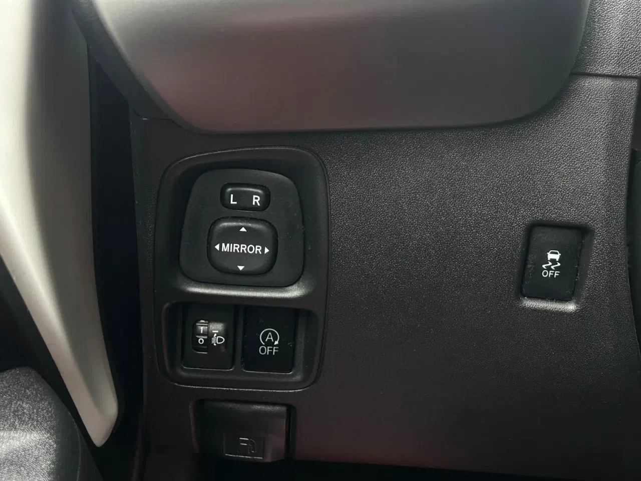 Billede 15 - Peugeot 108 1,0 e-VTi 69 Allure TOP!