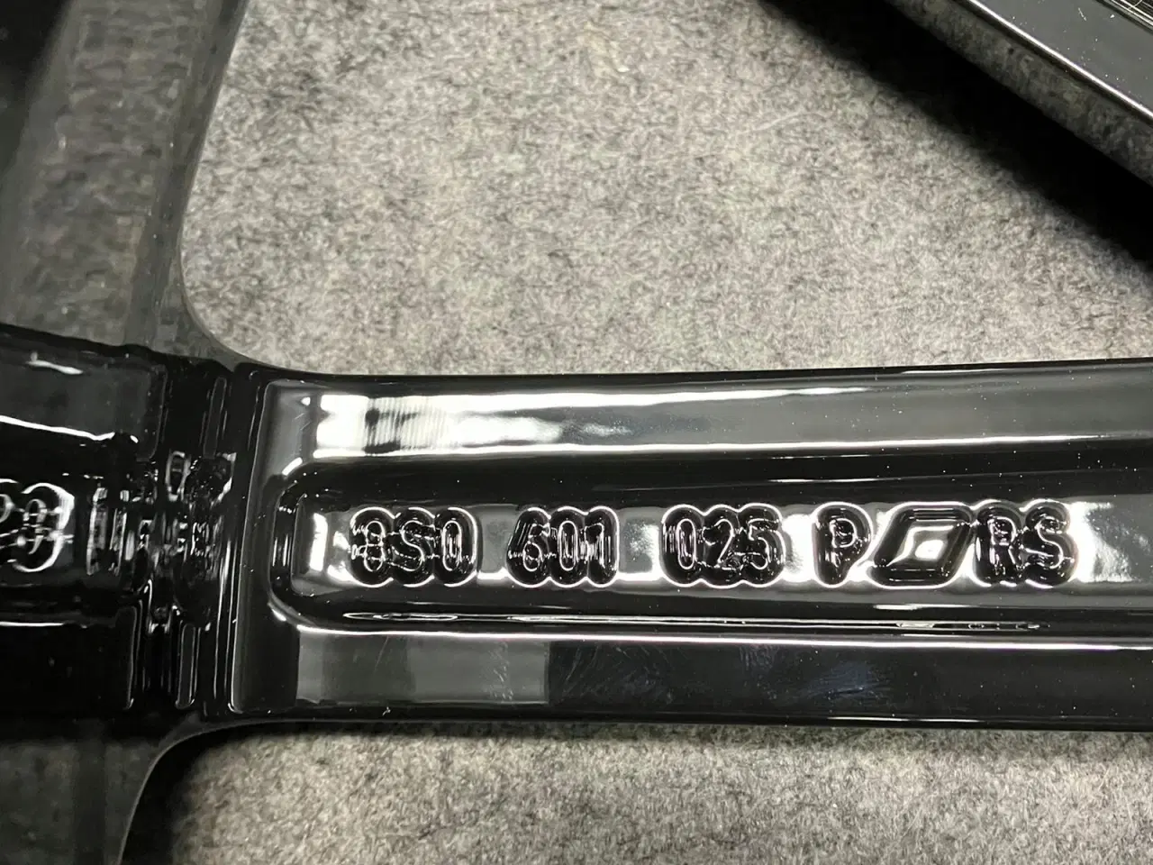 Billede 8 - ALUFÆLGE AUDI TT 8S0 20"