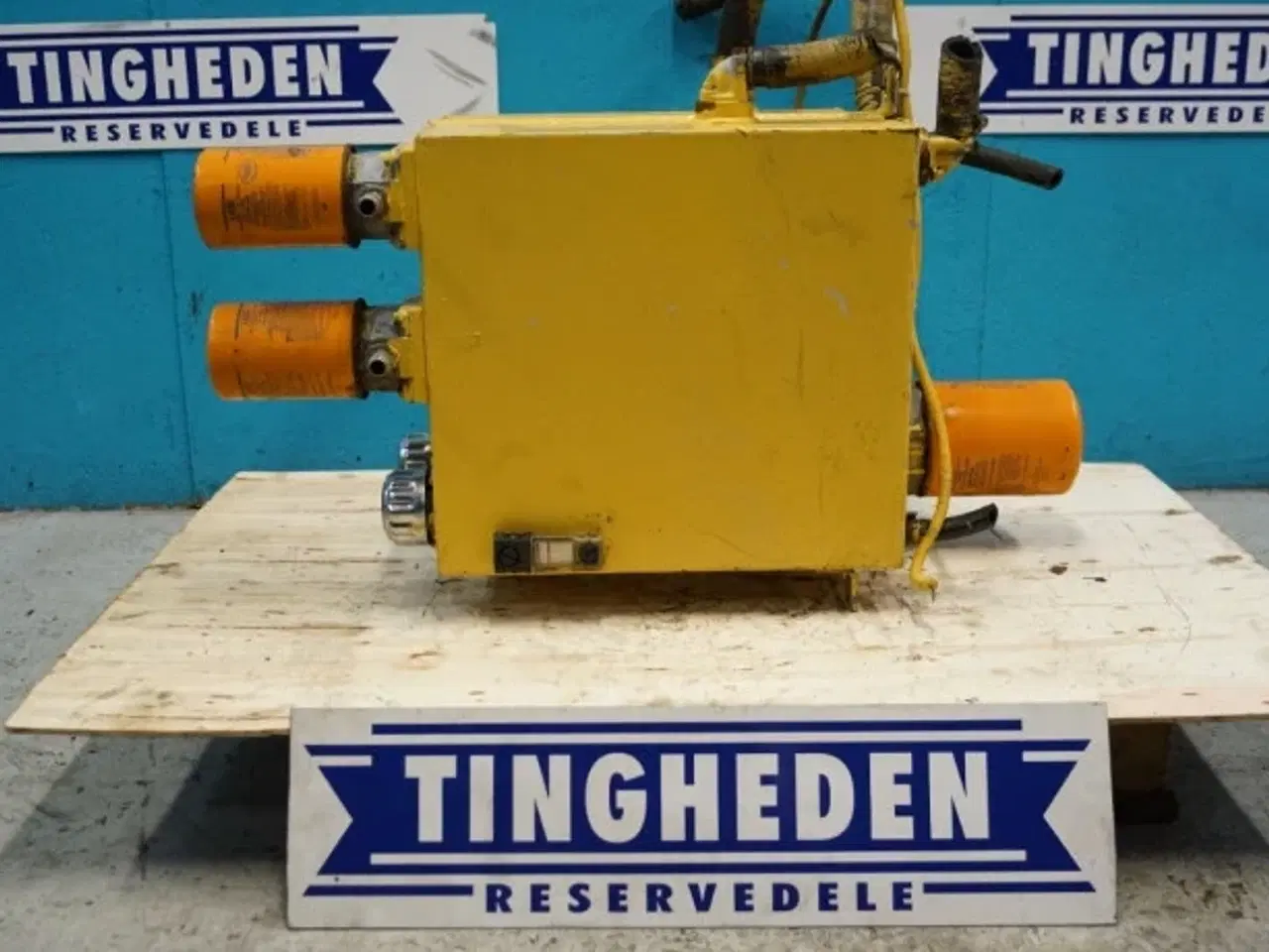 Billede 1 - New Holland TF46 Hydrauliktank 89500040