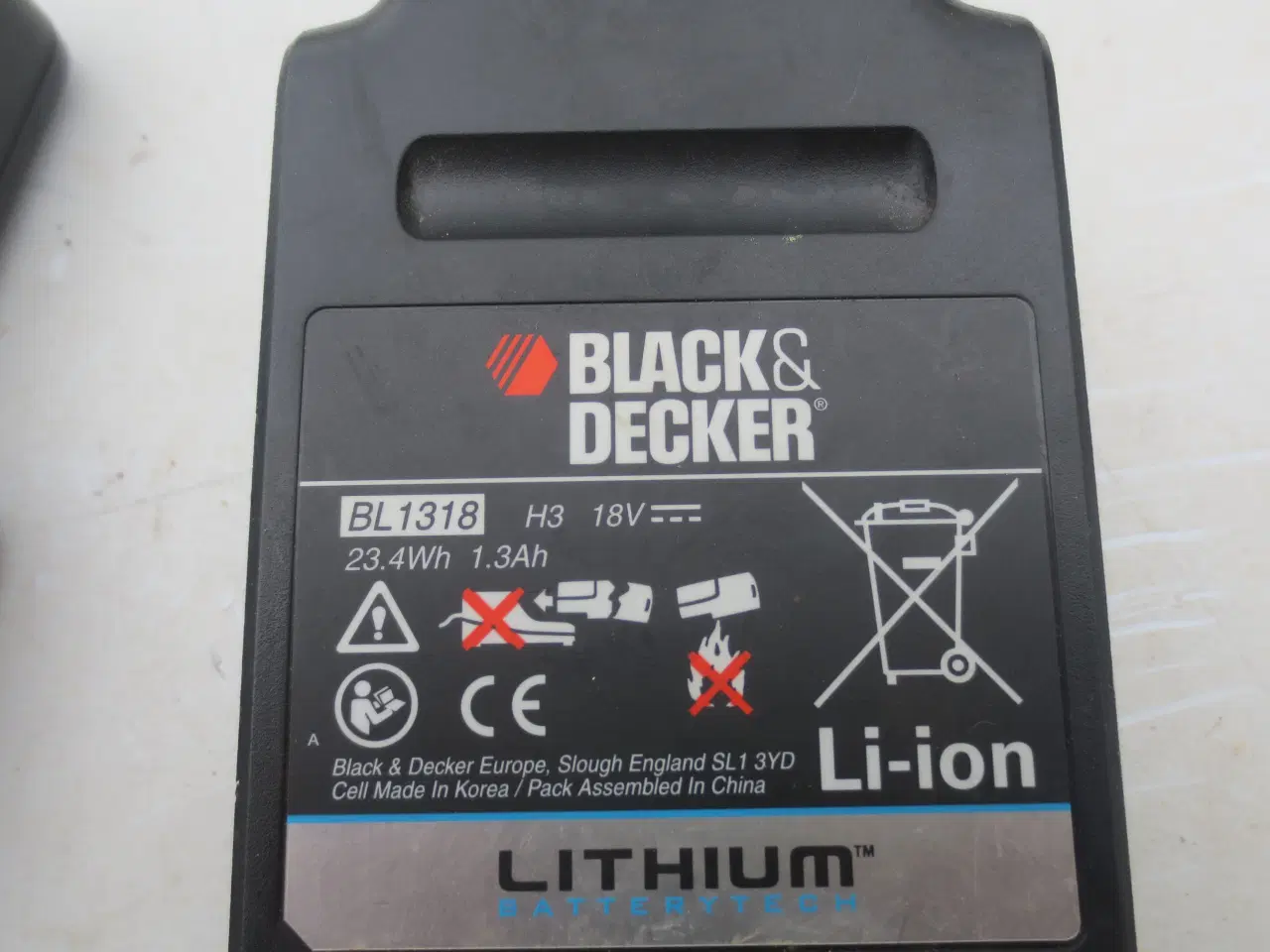 Billede 4 - 1 stk Black&Decker Lader og Lithium Batteri 18 Vol
