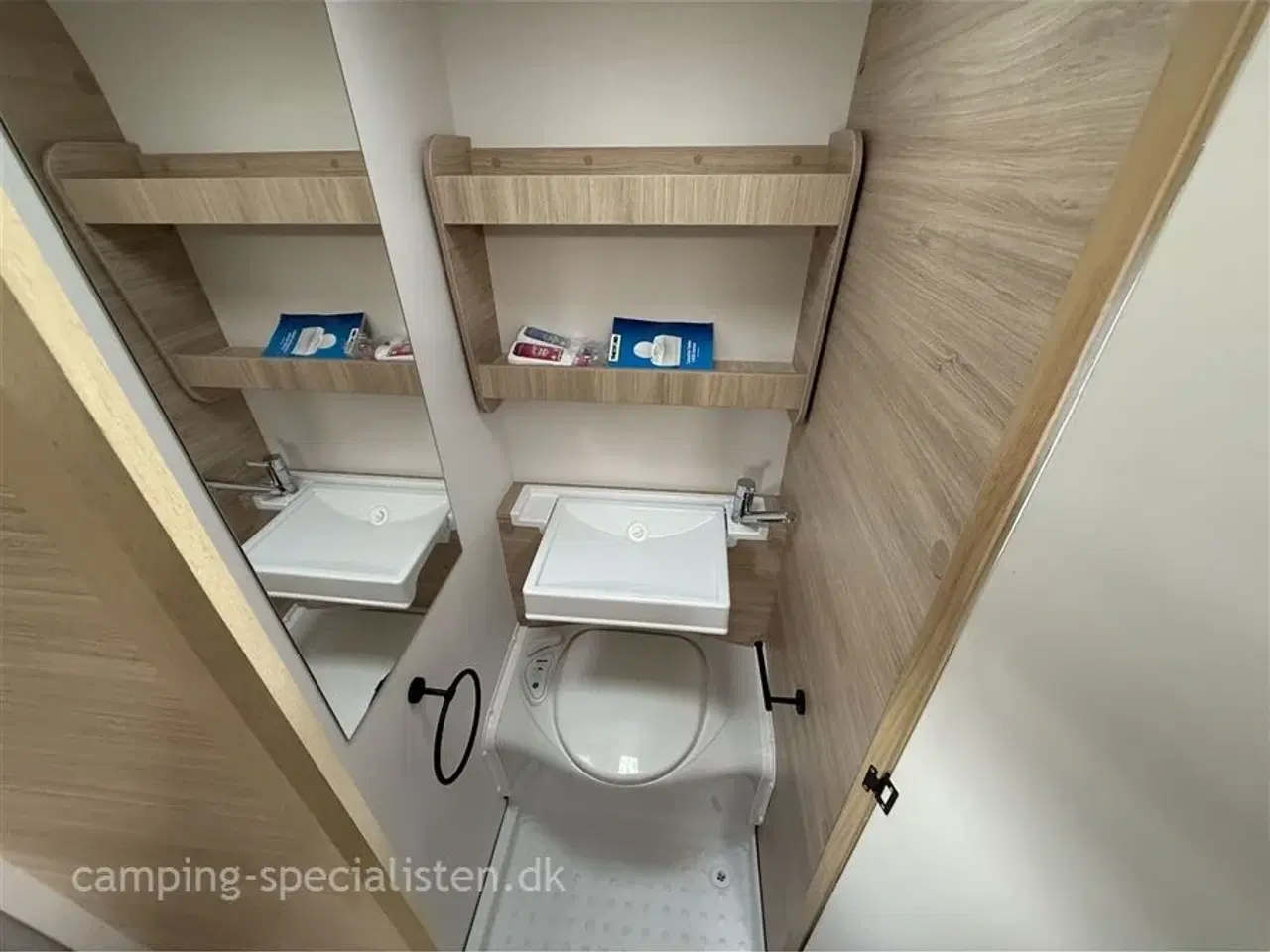 Billede 11 - 2022 - Caravelair ALBA 390   Caravelair Alba 390 2023 - Se den nu hos Camping-Specialisten.dk