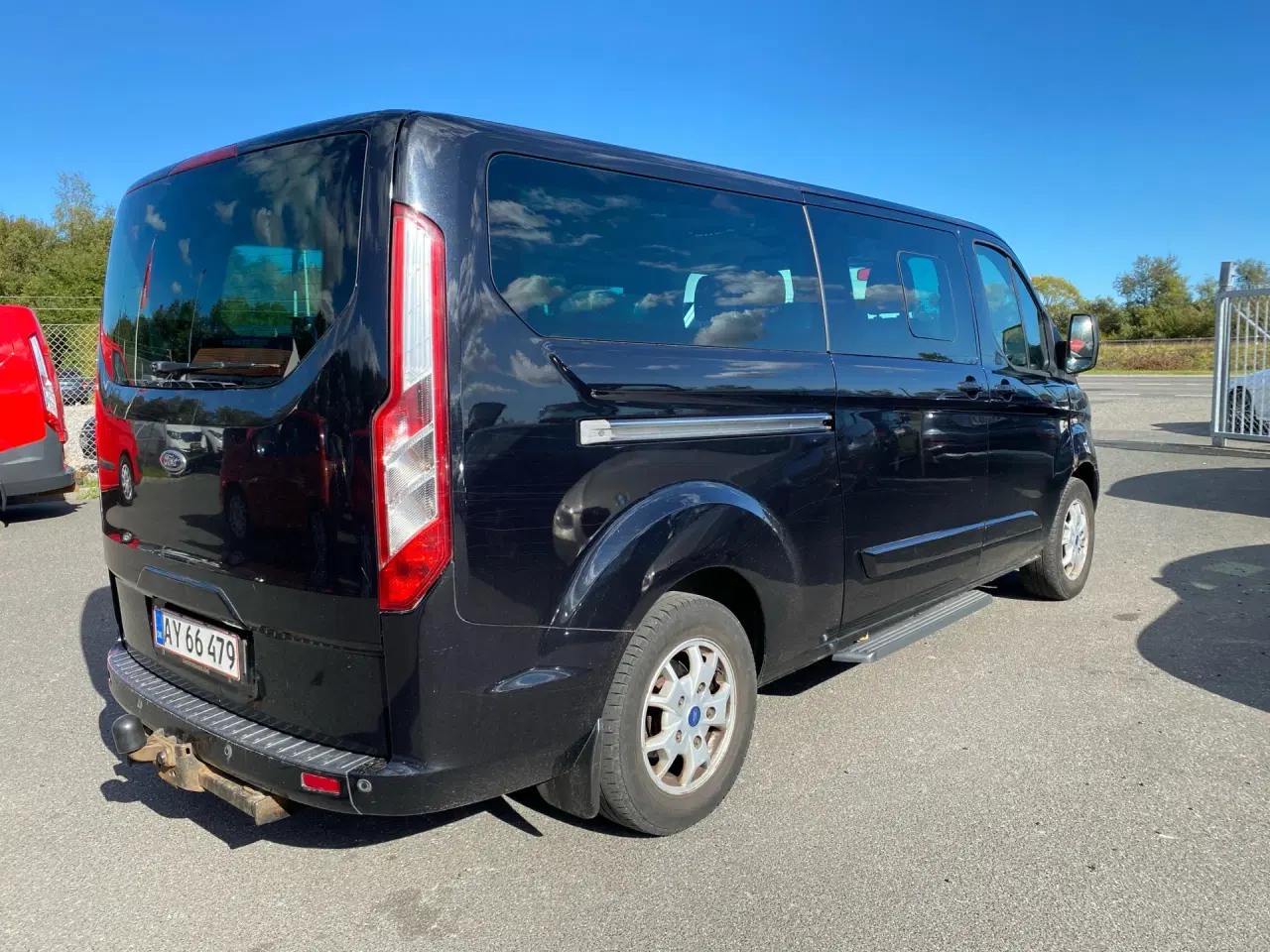 Billede 3 - Ford Tourneo Custom 300 S 2,2 TDCi Titanium 125HK 6g