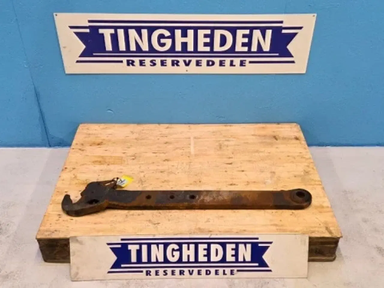 Billede 1 - Massey Ferguson 3085 Liftarm L. 3616083M1