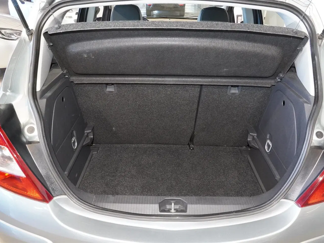 Billede 9 - Opel Corsa 1,3 DTH DPF Cosmo 95HK 5d 6g