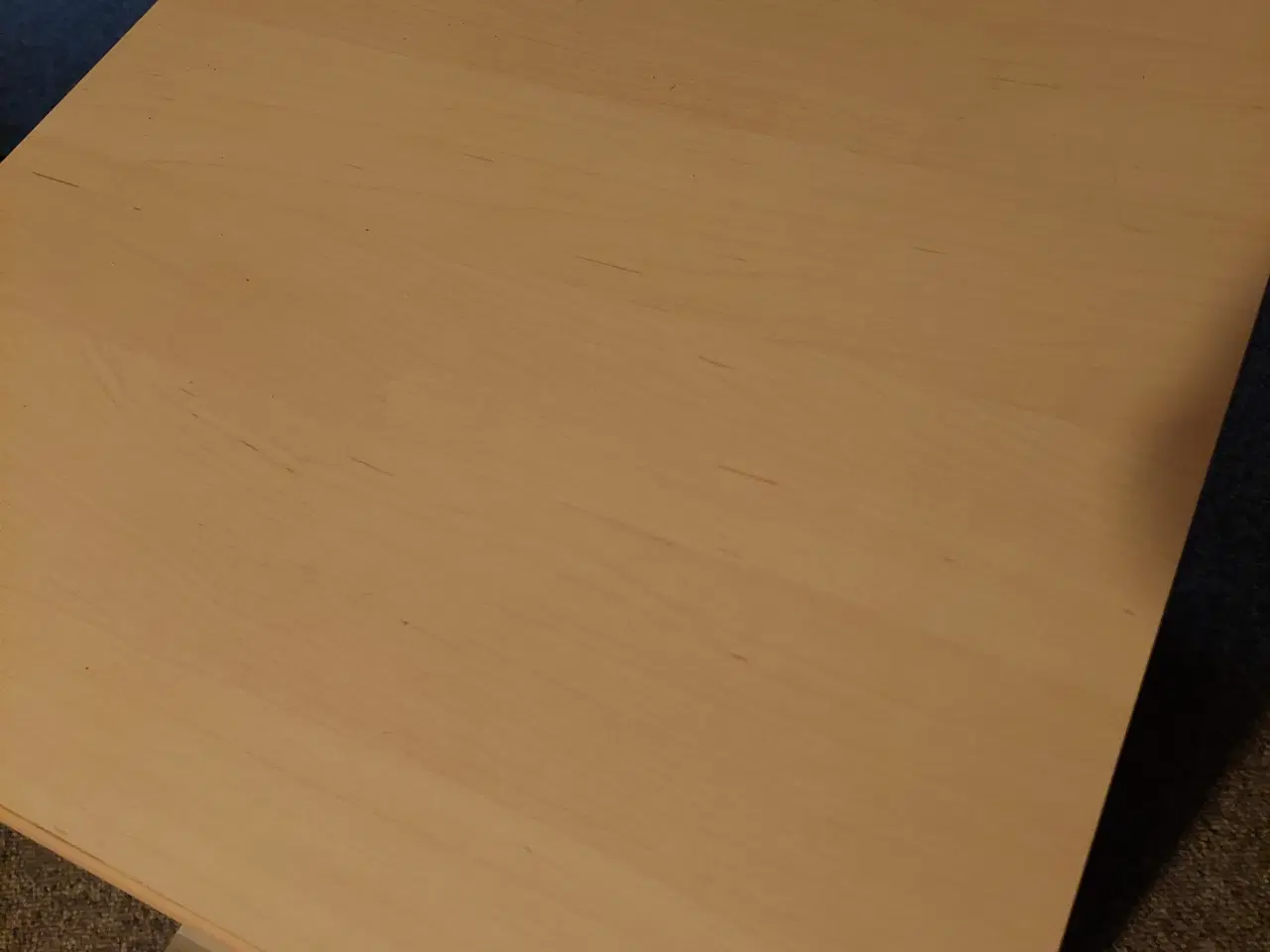 Billede 2 -  nat bord med to skuffer