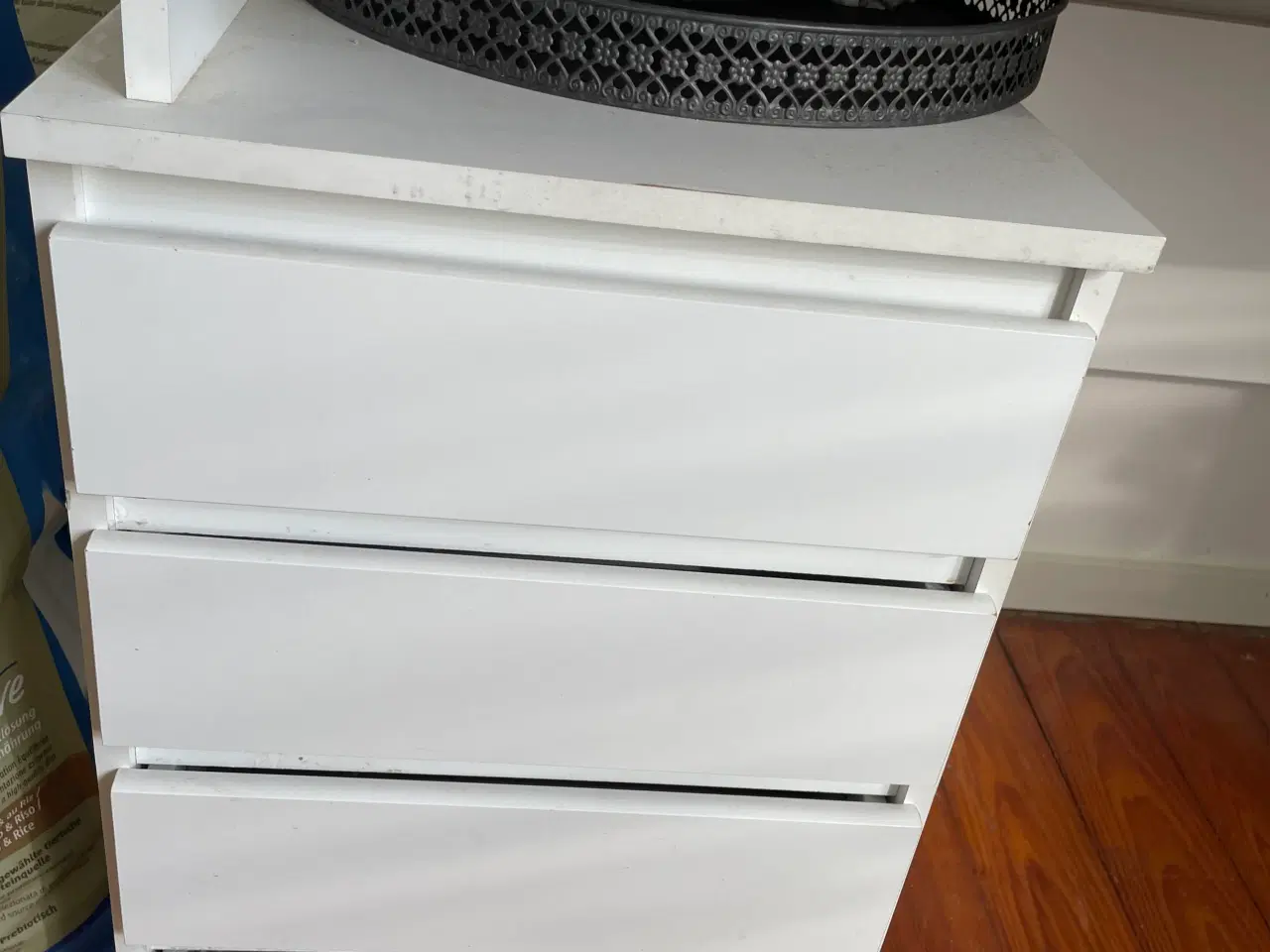 Billede 3 - Skrivebord med skuffer