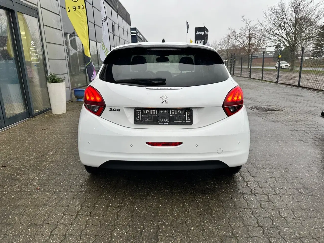 Billede 7 - Peugeot 208 1,2 PureTech 82 Allure Sky