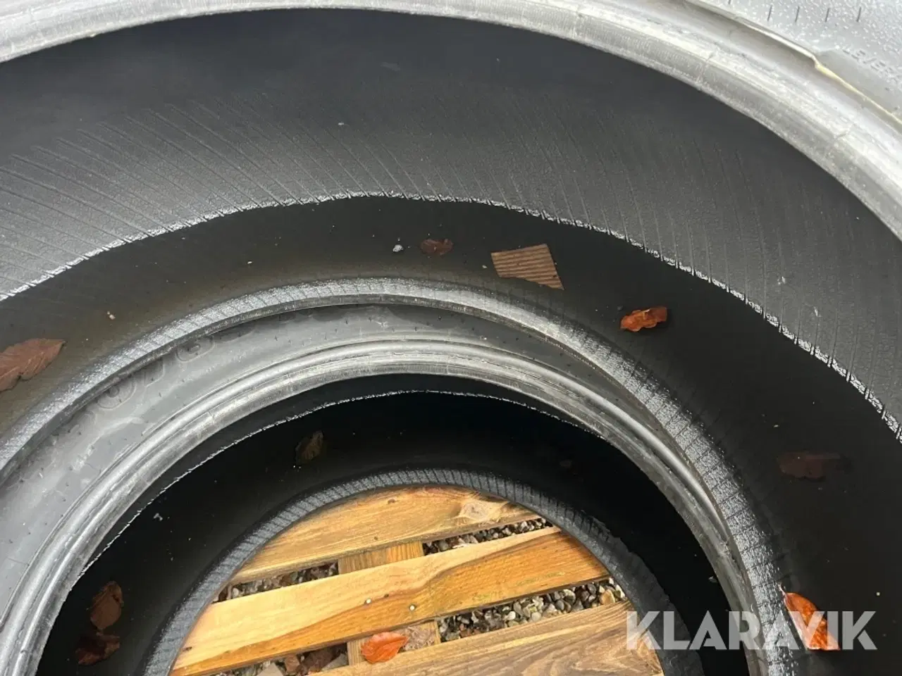 Billede 10 - Traktordæk Trelleborg 480/65R28 - 2 styk