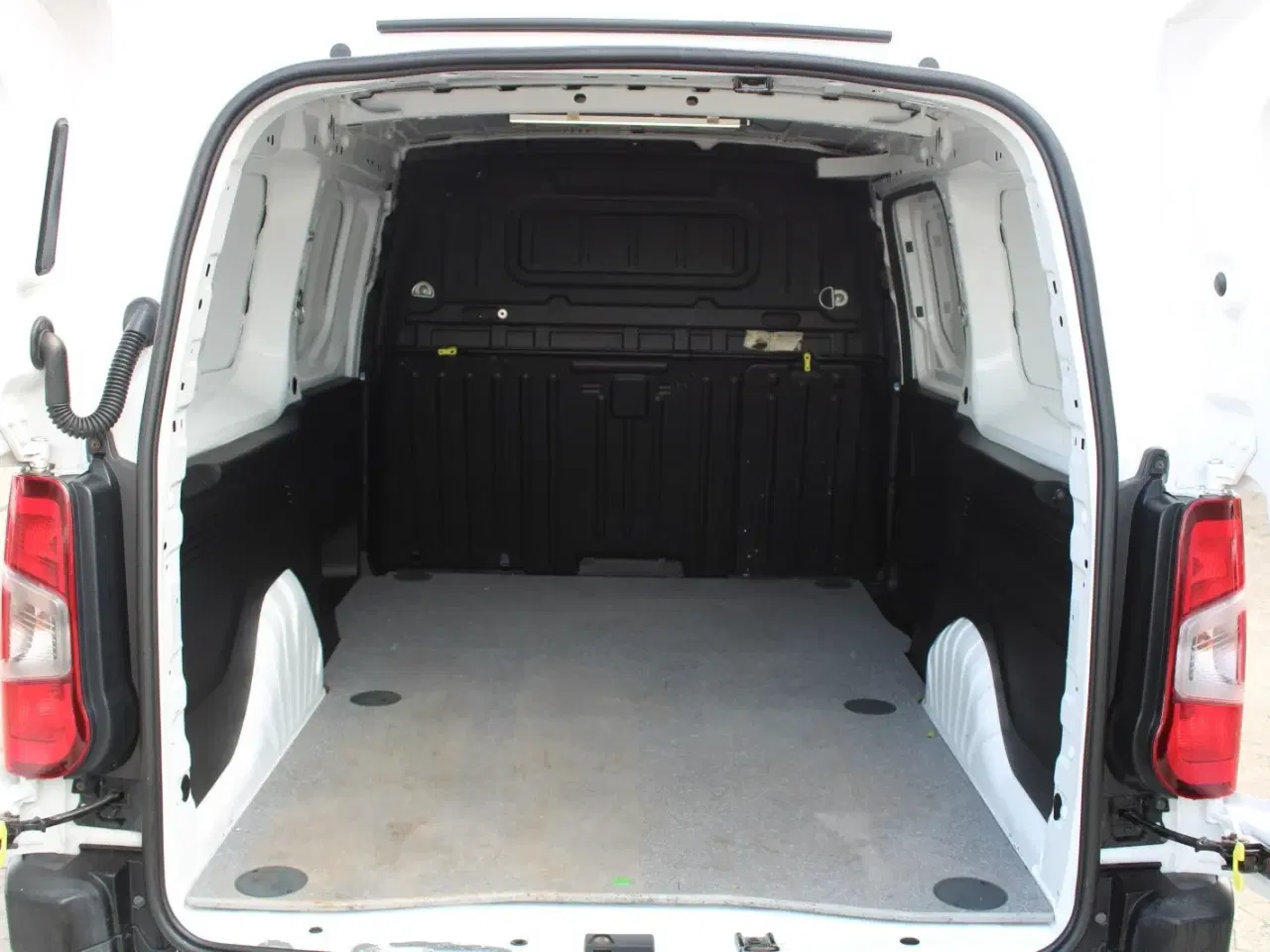 Billede 13 - Peugeot Partner 1,5 BlueHDi 100 L2V2 Plus Van