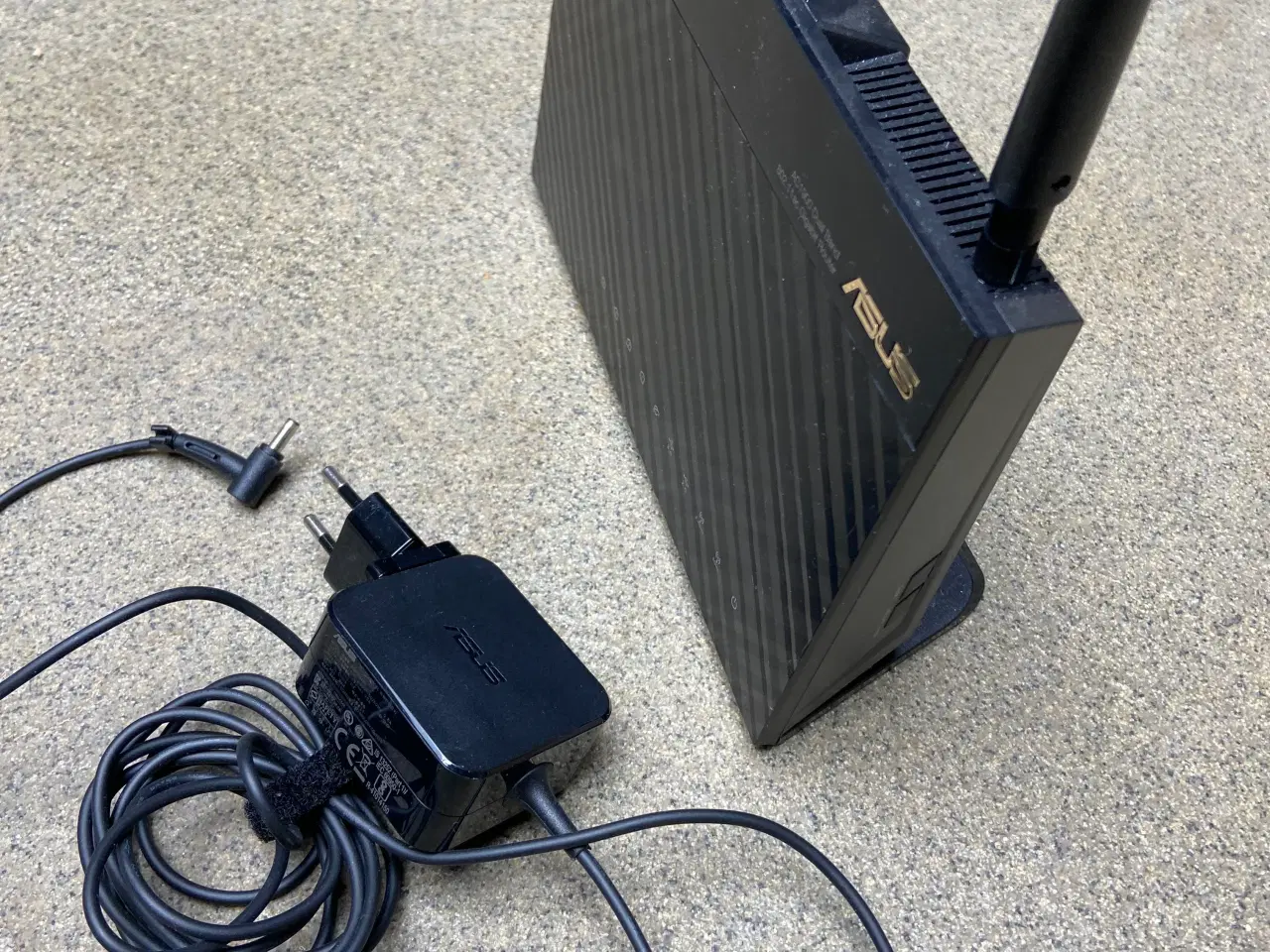 Billede 2 - Asus router 1900