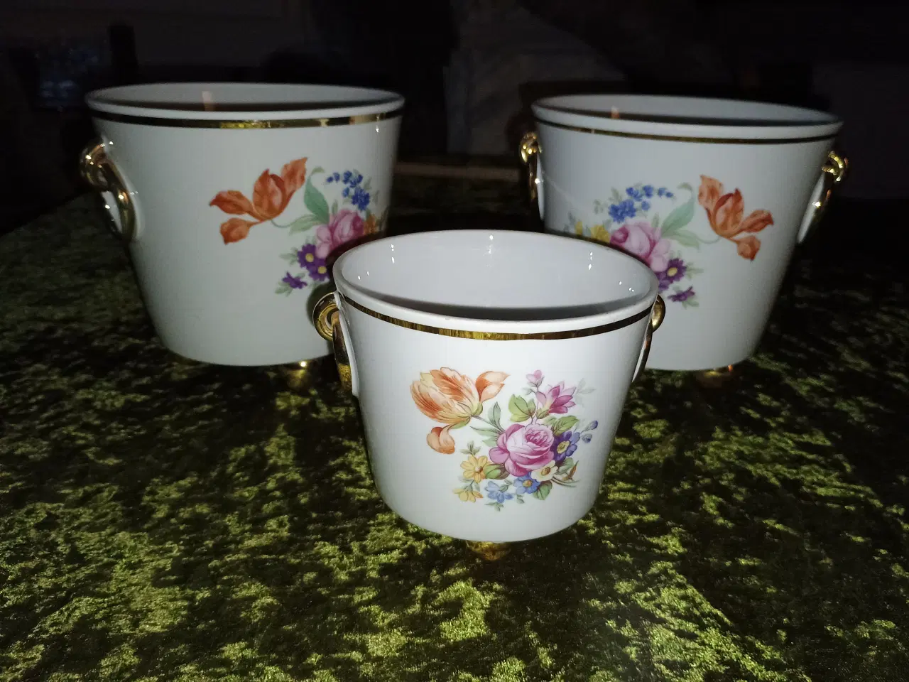 Billede 1 - Urtepotteskjulere med blomster