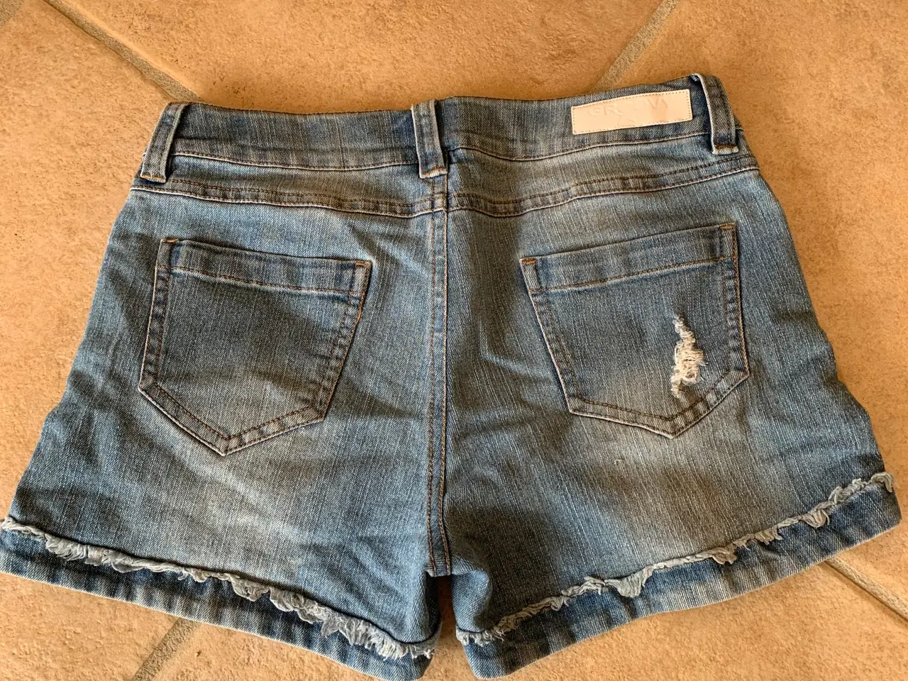 Billede 2 - Groovy shorts str. 170 
