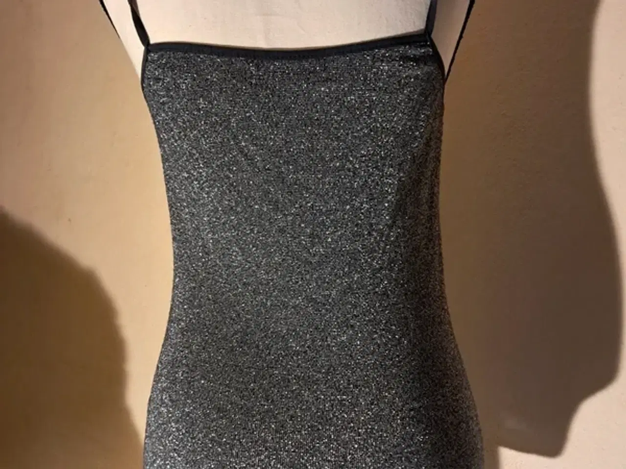 Billede 3 - Logo femme str. M Tanktop