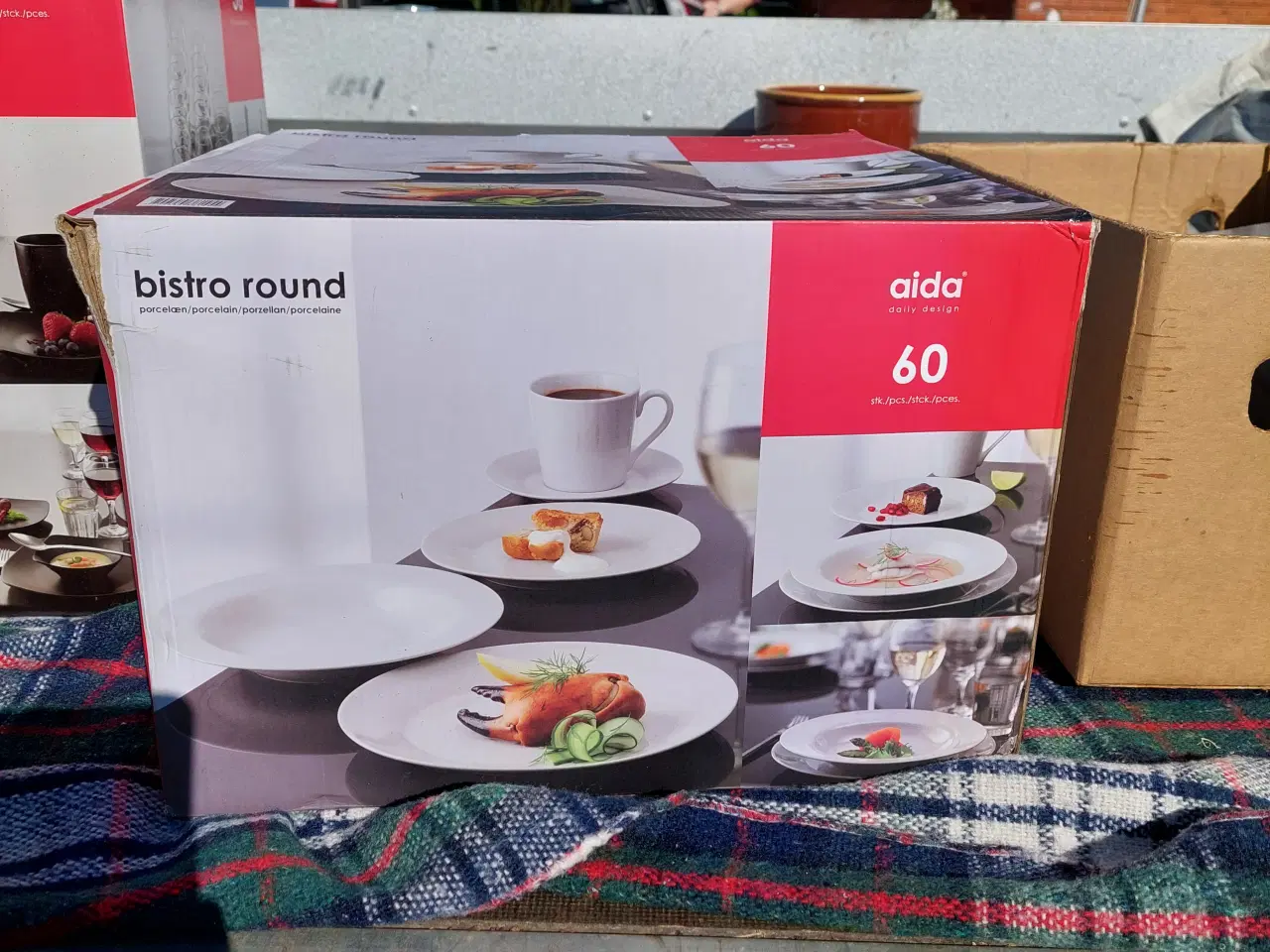 Billede 1 - Nyt Aida  Bistro round stel