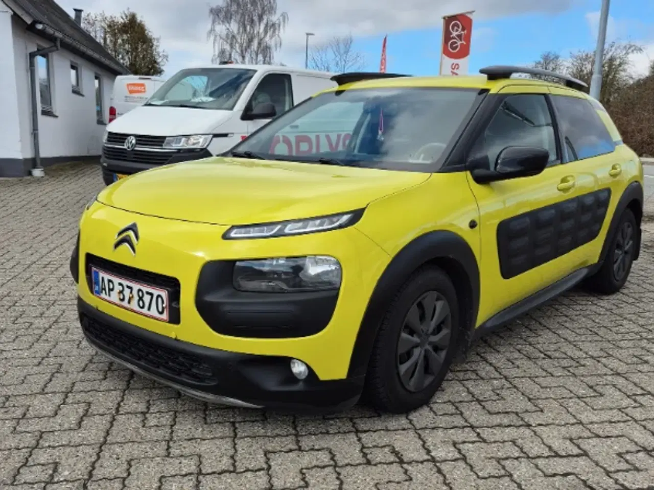 Billede 4 - Velholdt og økonomisk bil – kun 44.900 kr.