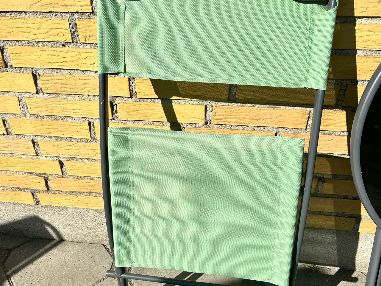 Billede 4 - lille cafébord med 2 stole