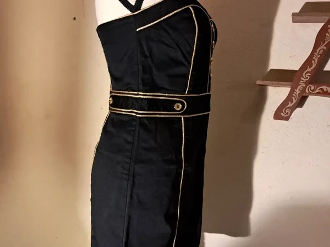 Billede 4 - Divided str. 38 kjole