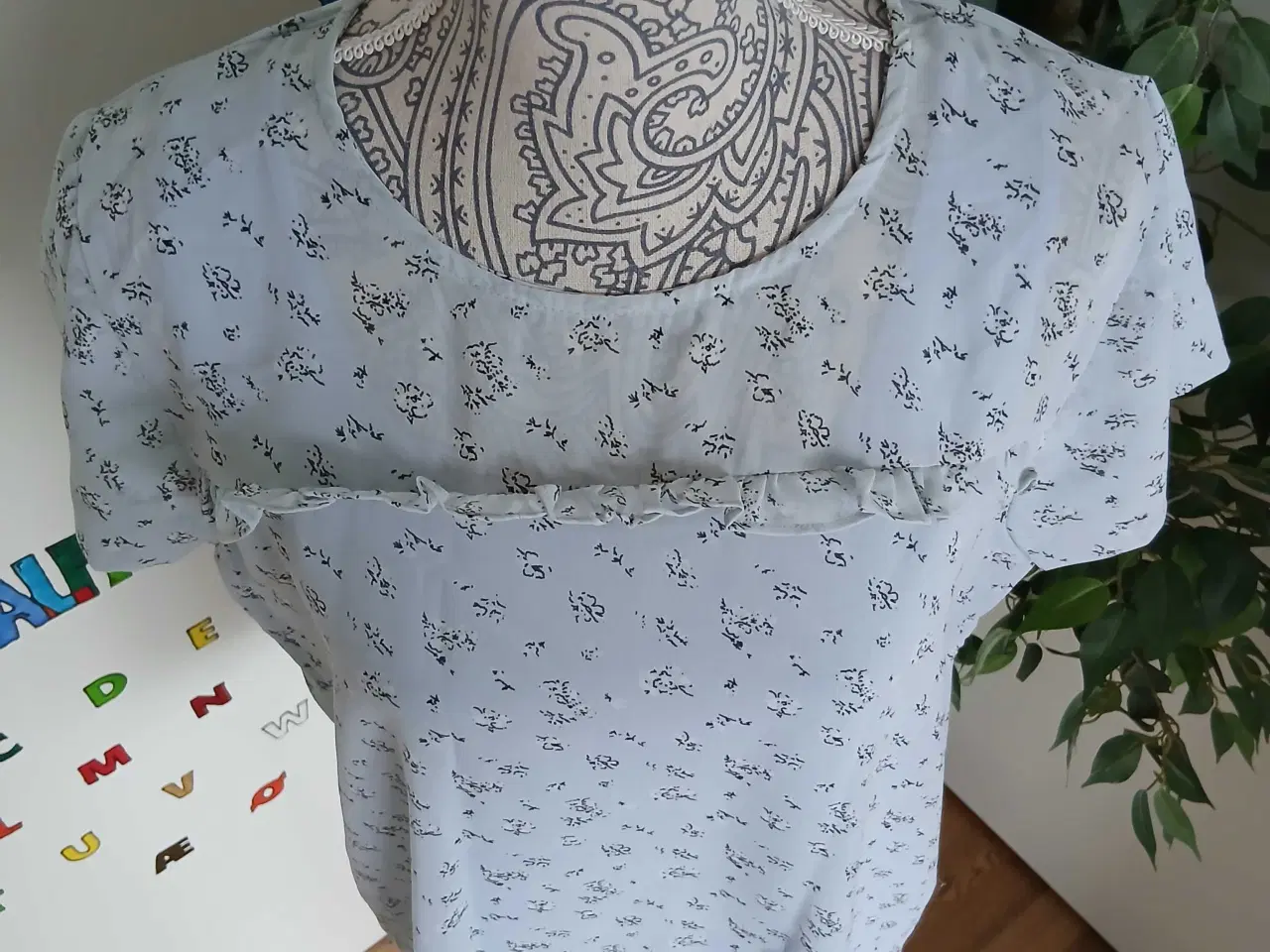 Billede 2 - Top. Ofelia. Large/40