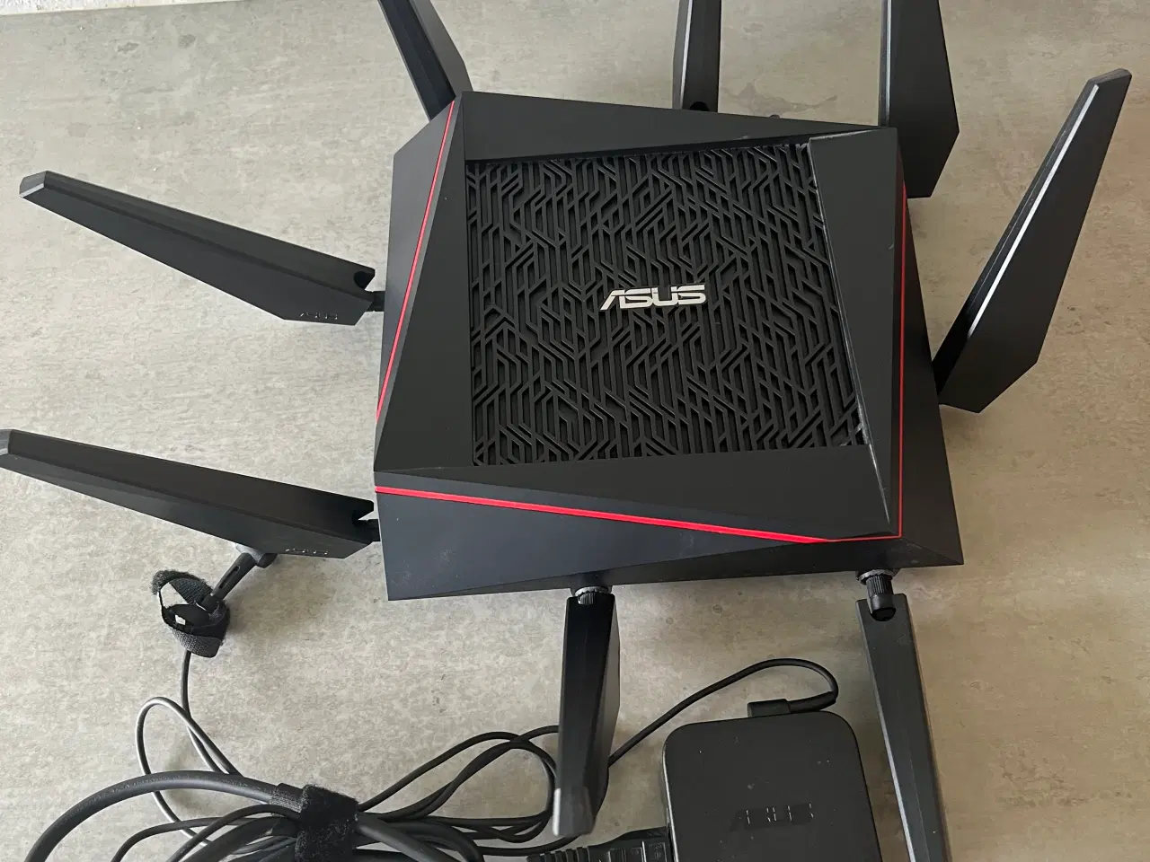 Billede 1 - Asus router - super effekt 