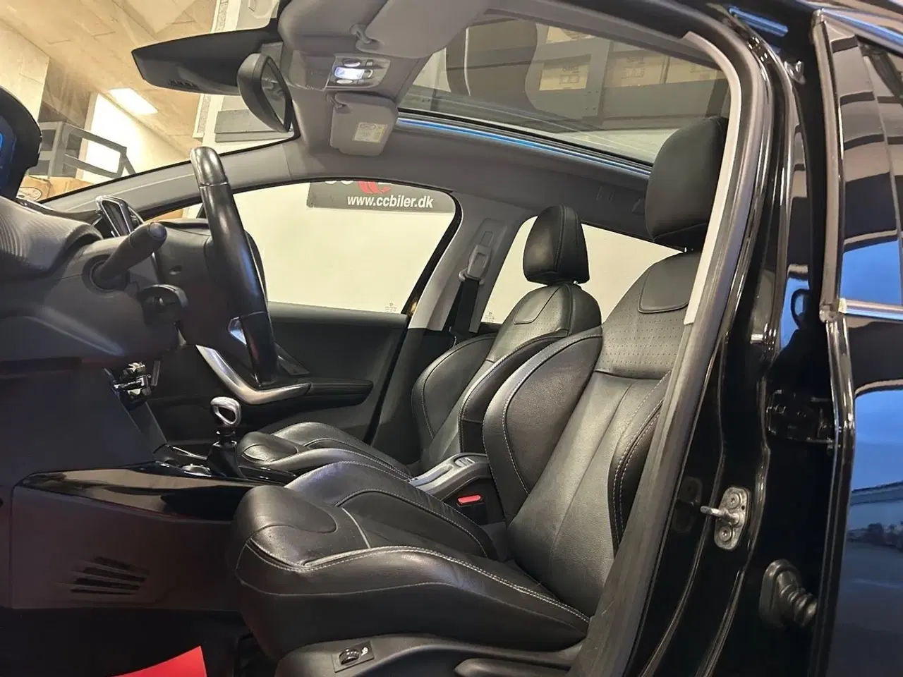 Billede 11 - Peugeot 2008 1,2 e-THP 130 Allure Sky