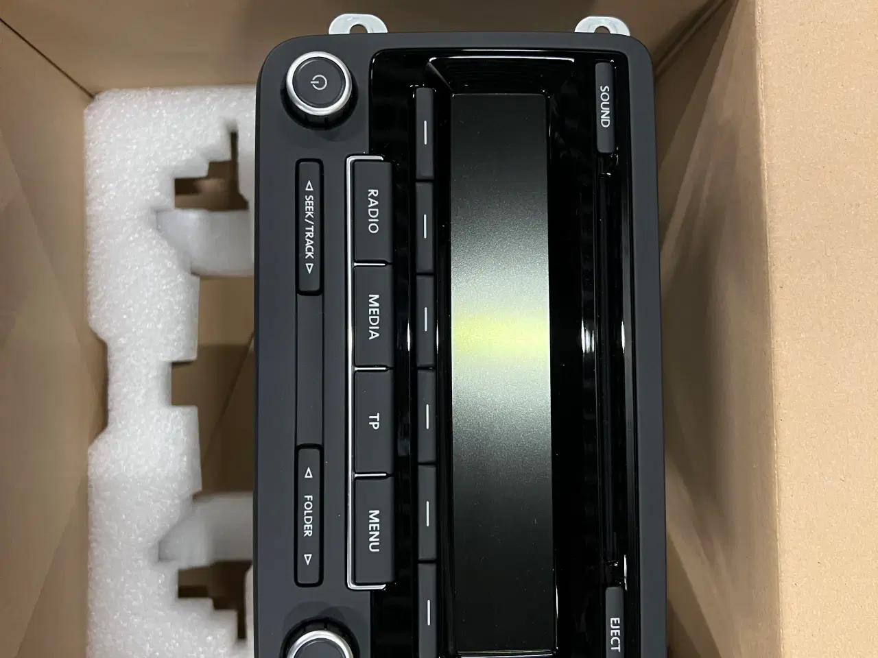 Billede 1 - Radio med CD fra Touran