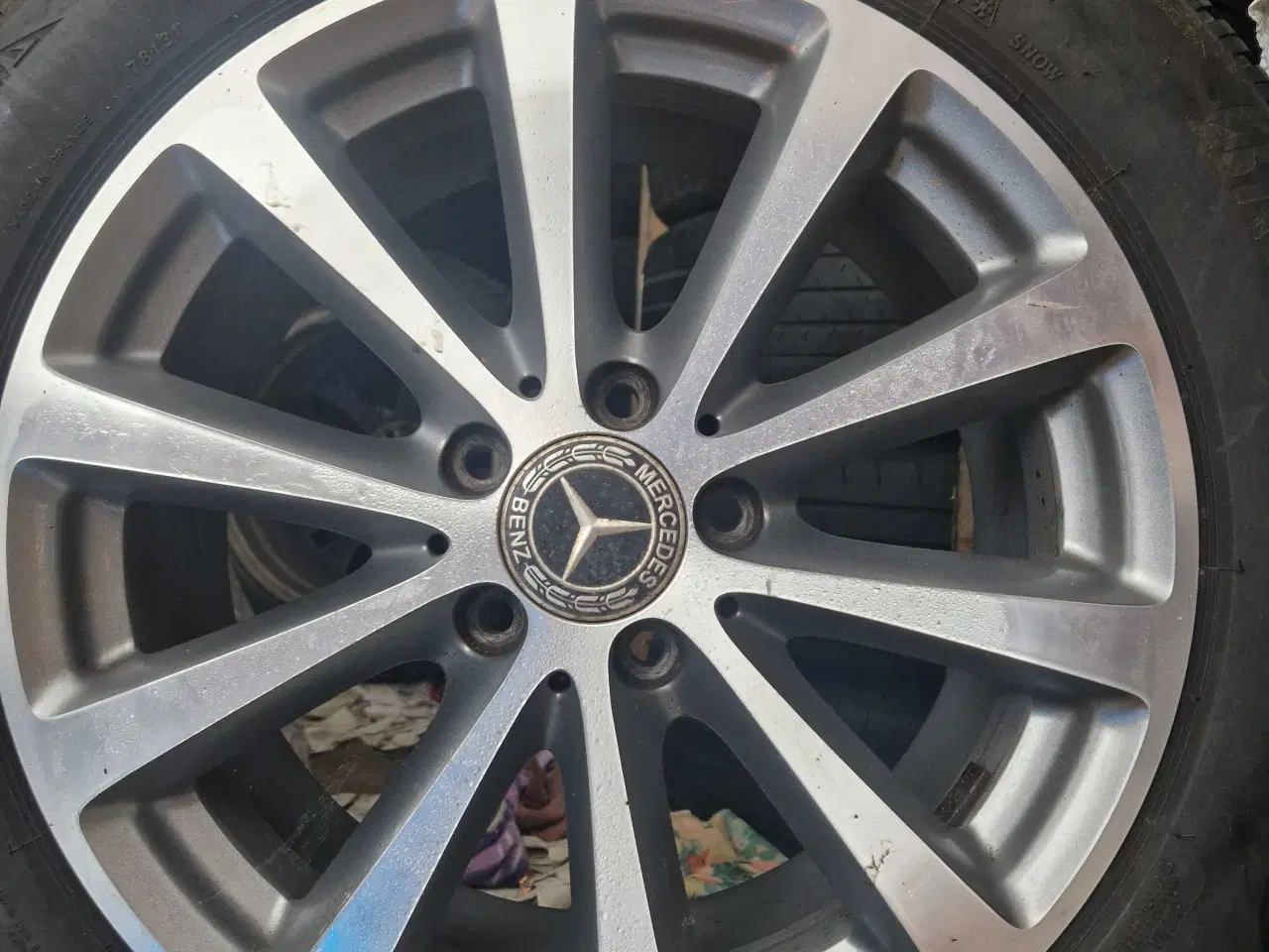 Billede 1 - Mercedes org.alufælge med vinterdæk 