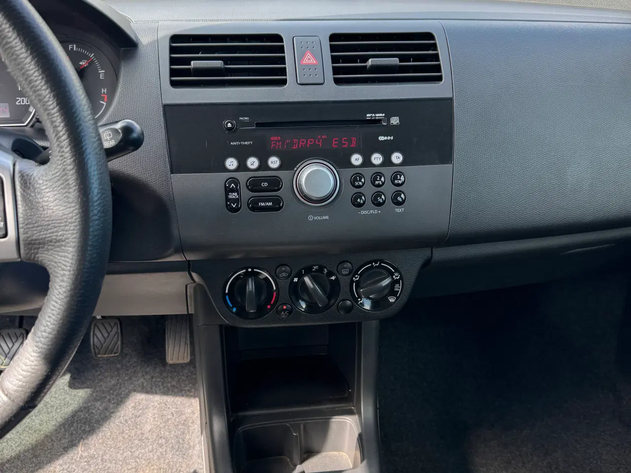 Billede 12 - Suzuki Swift 1.3 92 hk 66000 km