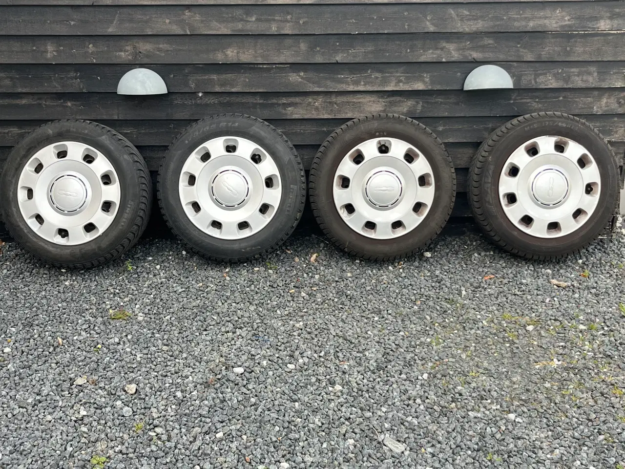 Billede 1 - Vinterdæk til Fiat 500