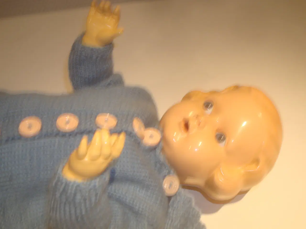 Billede 3 - GL PERFEKT DUKKE FULDT PÅKLÆDT ant 40 erne,SÅ SMUK