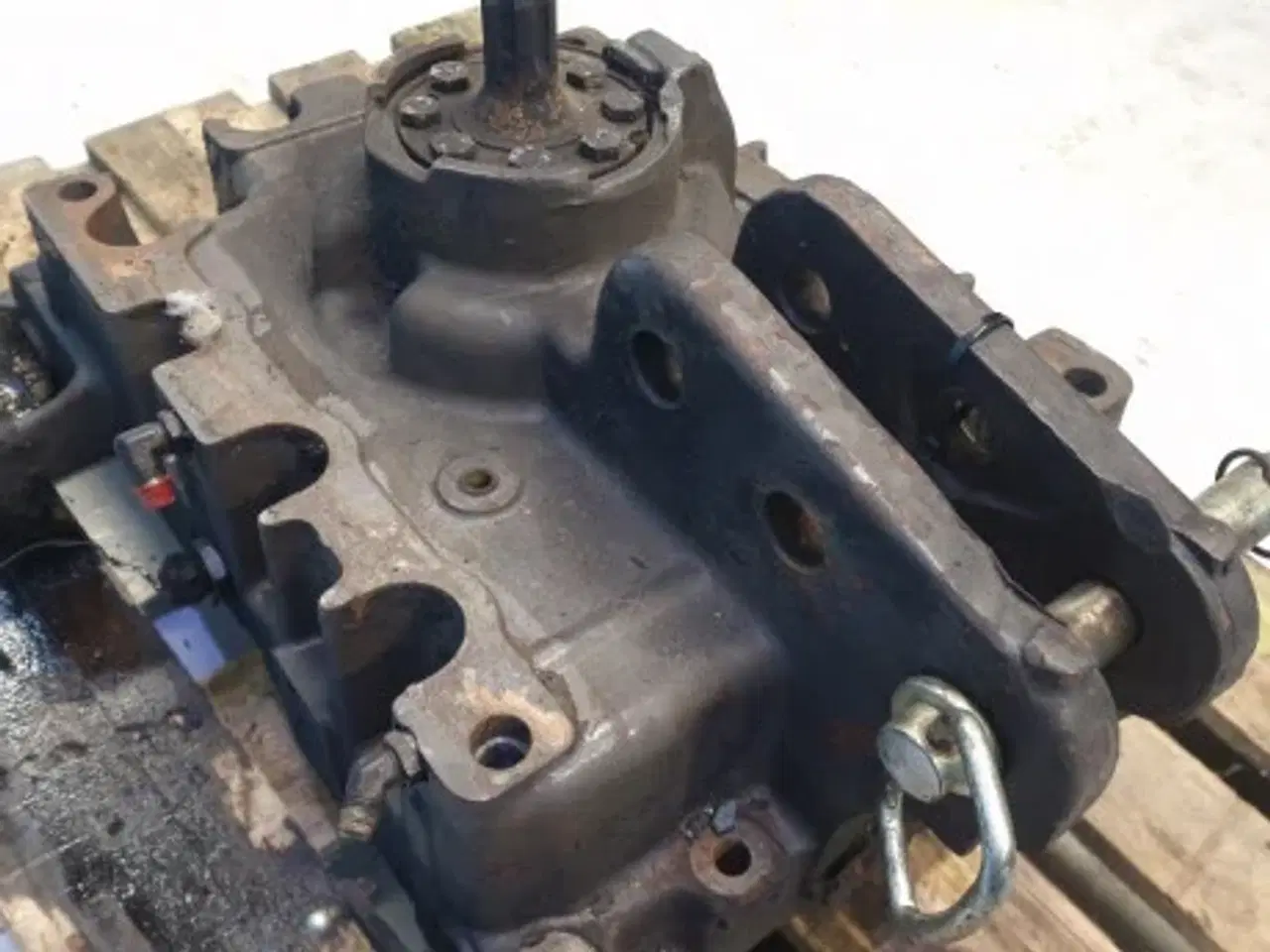 Billede 18 - Claas Axion 840 PTO Hus 11334310