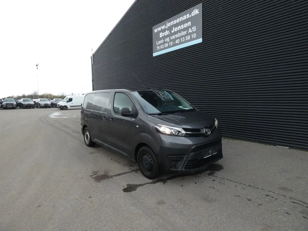 Billede 1 - Toyota Proace Medium 1,5 D Comfort skydedør, dobb. bagdør u/ruder 120HK Van 6g