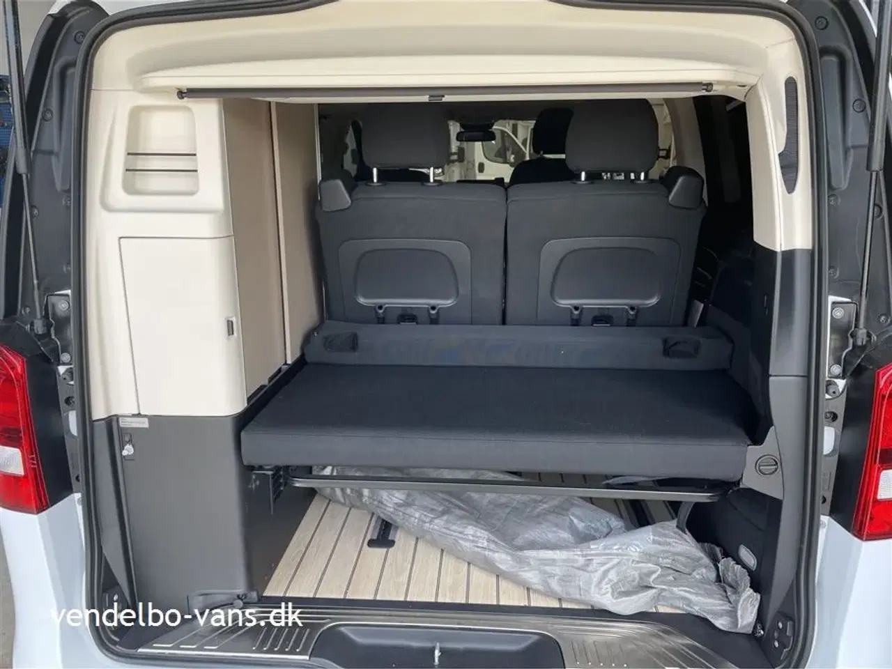 Billede 21 - 2022 - Mercedes Marcopolo / Viano V220   4 sovepladser - 5 S. selepladser nem og handy camper - bemærk det lave km tal