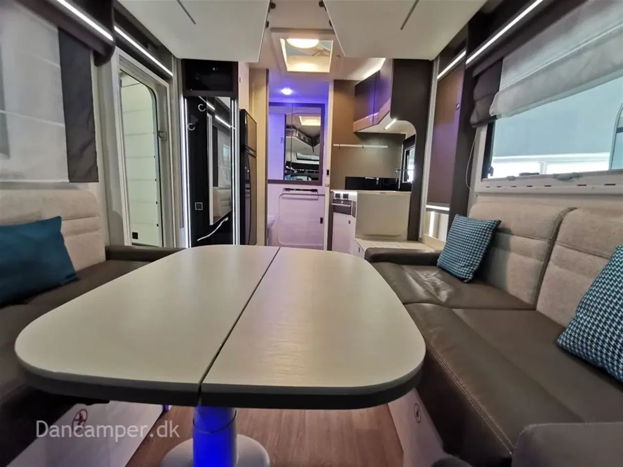 Billede 5 - 2019 - Chausson Welcome Premium 630   UNDER KLARGØRING! 2019 Model! 170 hk Ford med el.sænkbare enkeltsenge, Tertek antenne og masser af yderligere udstyr.