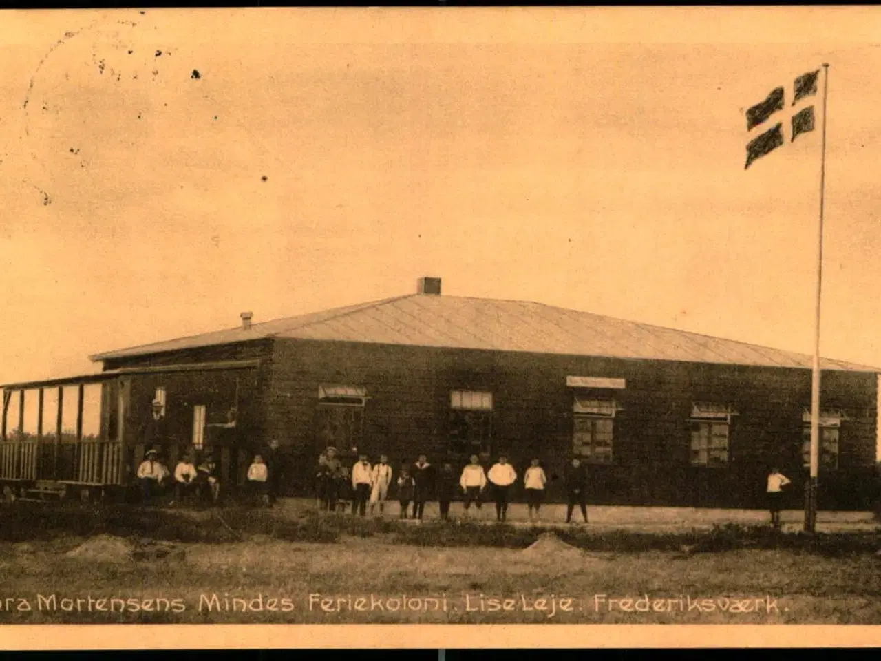 Billede 1 - Nora Mortensens Mindes Feriekoloni - Liseleje - Frederiksværk - Albert Jensens Bogh. 37144